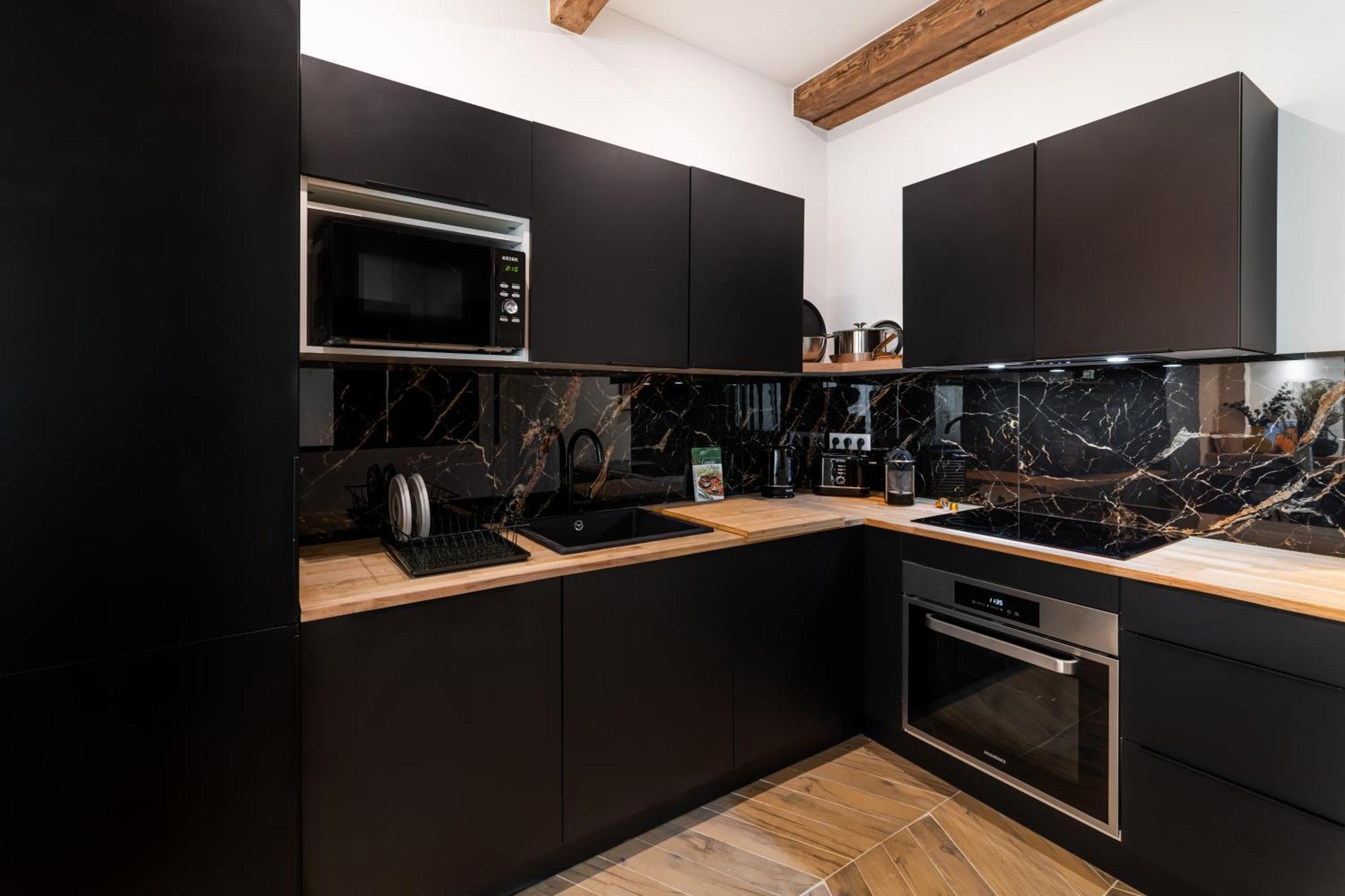 French Riviera Old Town Heart *