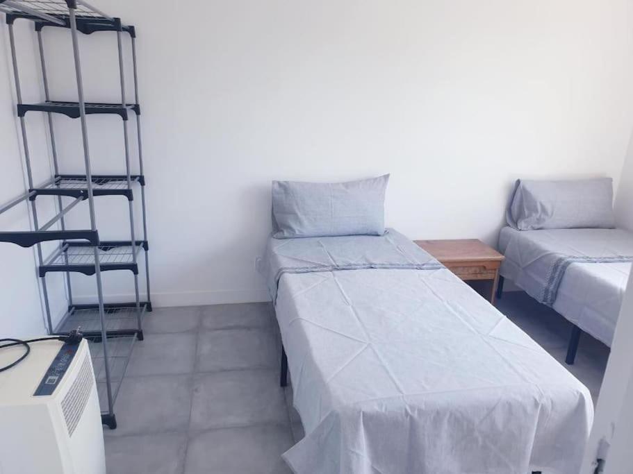 Grand Appartement, 2 Ou 3 Ou 4 Pieces, Tramway Sur Place, Proche Gare Sncf St Augustin 5 Min, Aeroport A 7 Min, Ou Allianz Riviera 10 Min, Palais Nikaia 2 Min , Supermarche Sur Place, Parking Possible Si Disponible Ou Payant A 1000 Metre