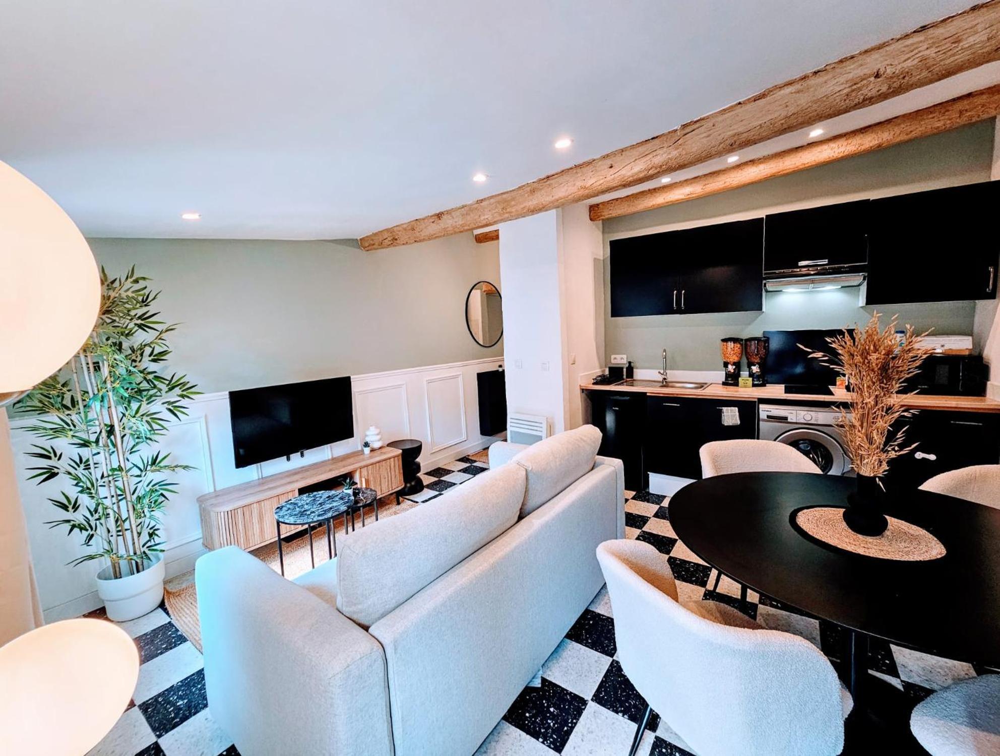 4 Couchages Elegant Au Coeur Du Vieux