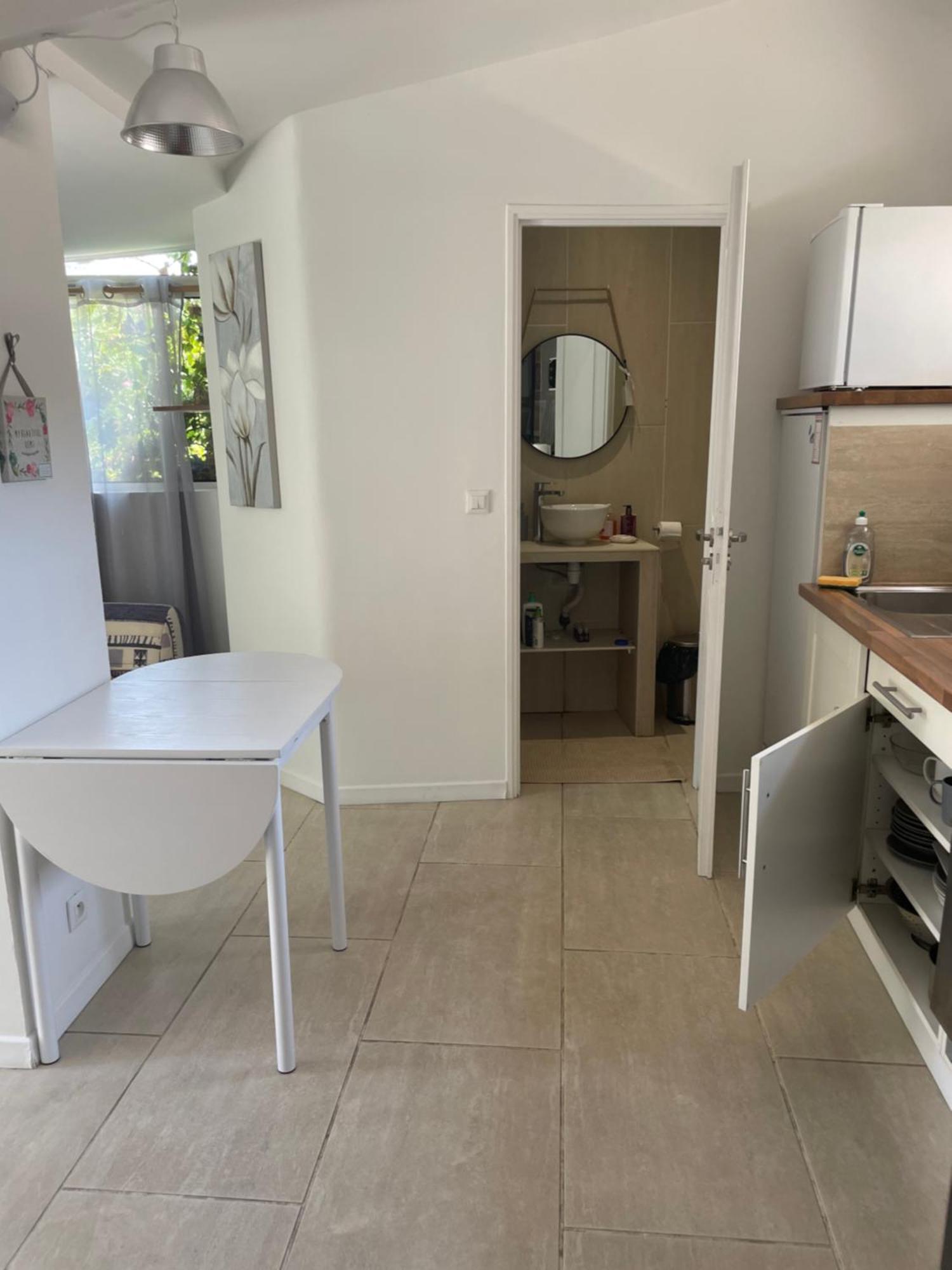 Cozy House With Parking And Garden * Nice