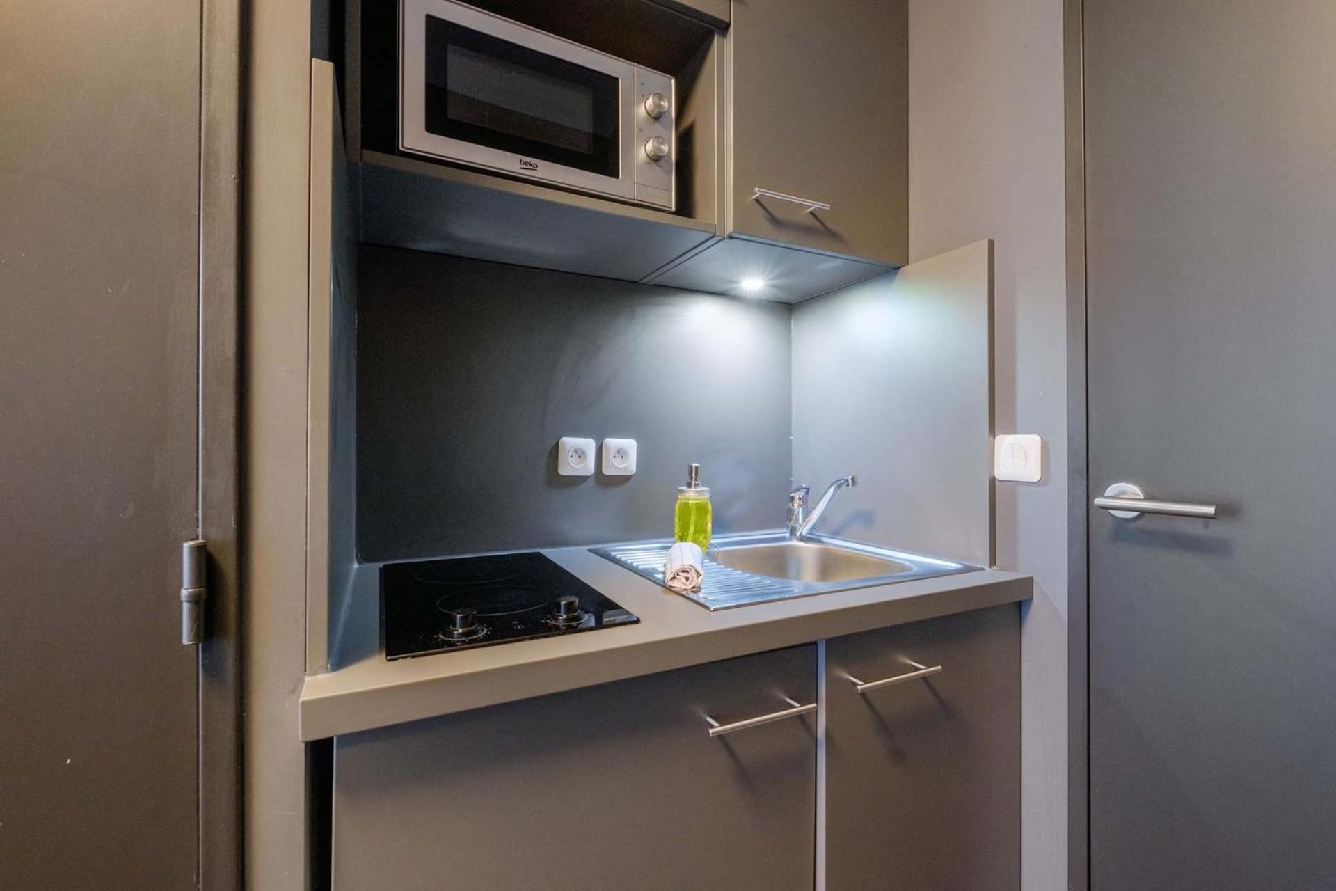 Student Factory Apartment Nice