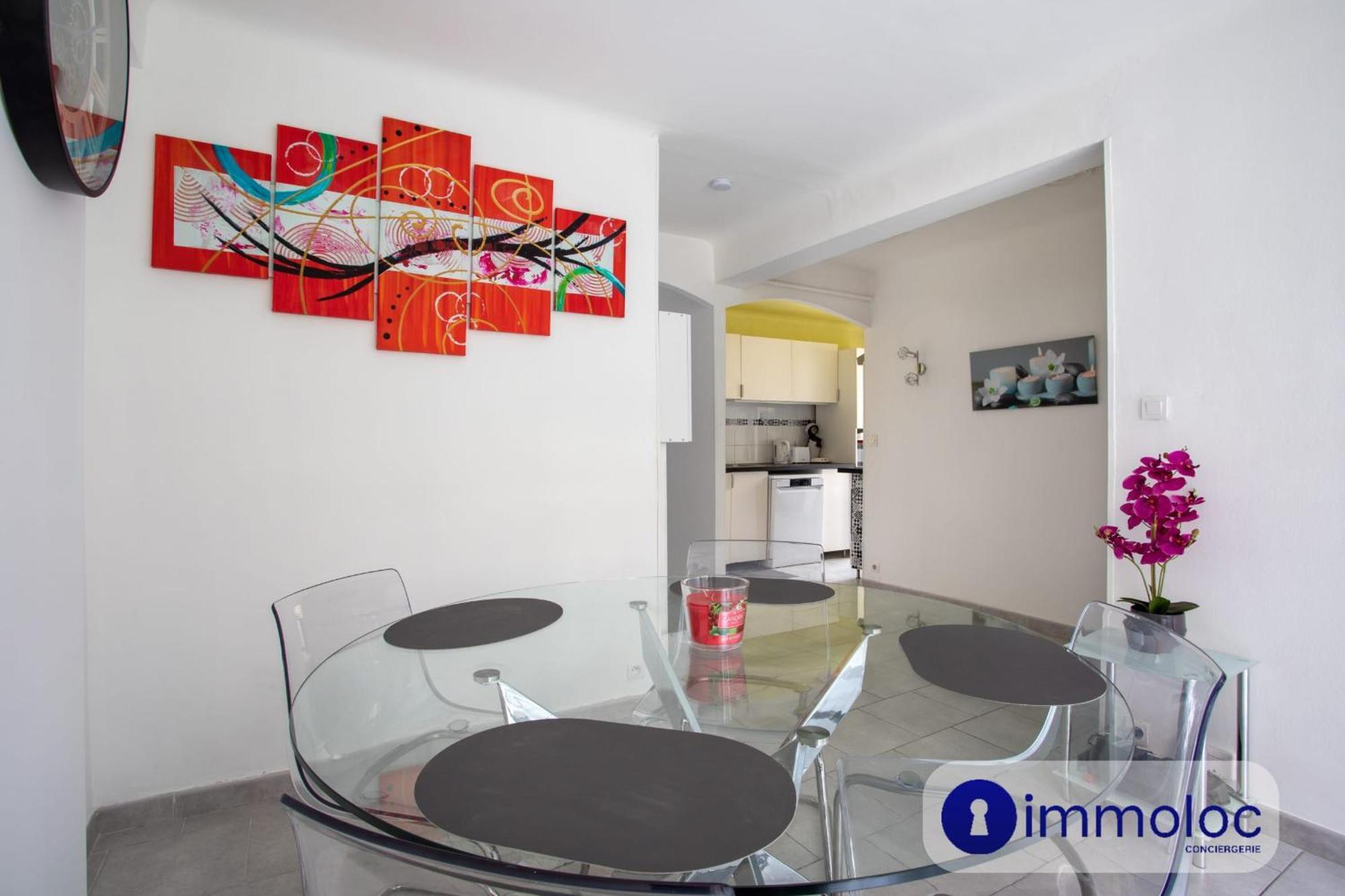 Apartment Pasteur With Parking Space