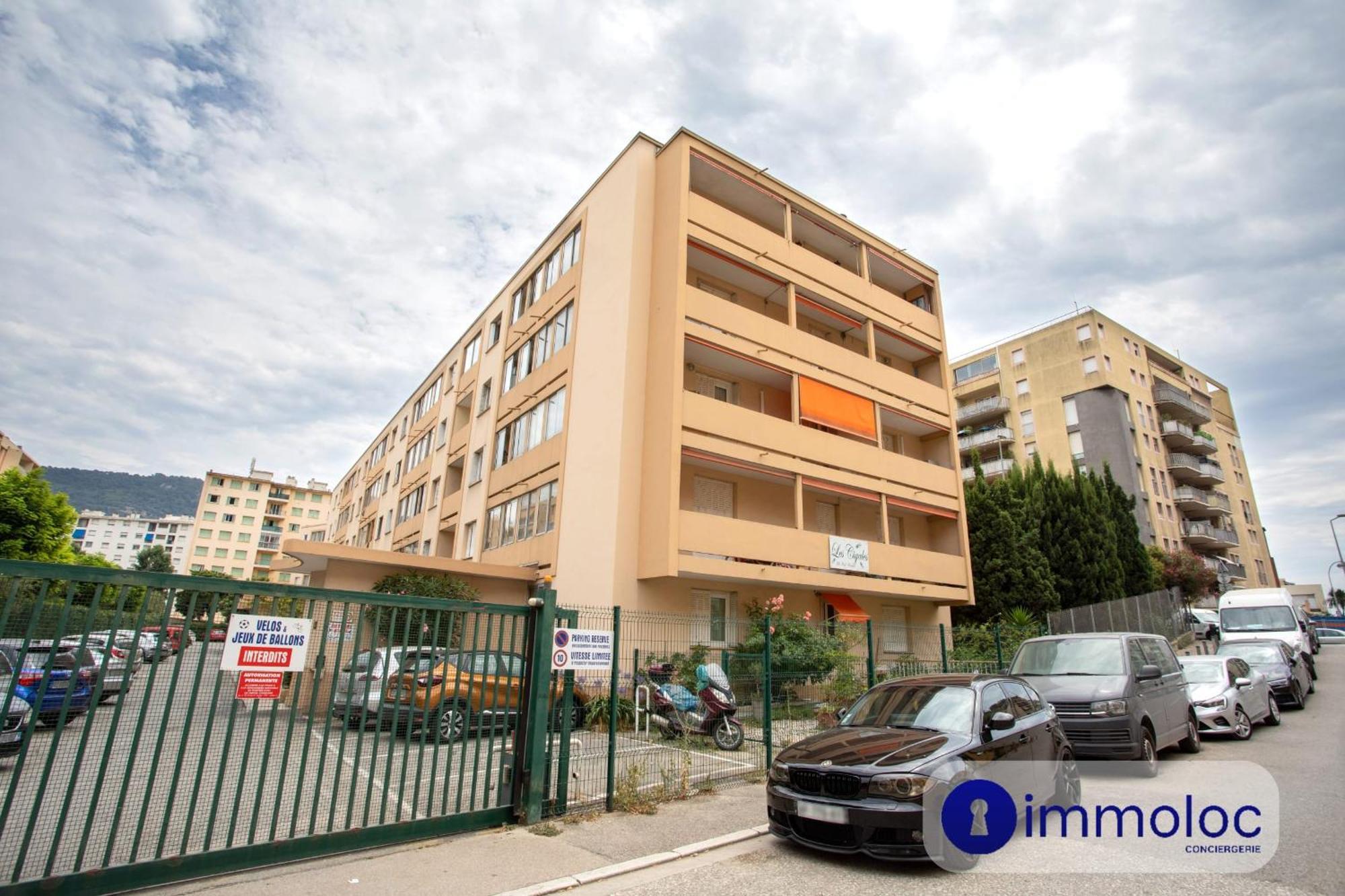 Apartment Pasteur With Parking Space Nice