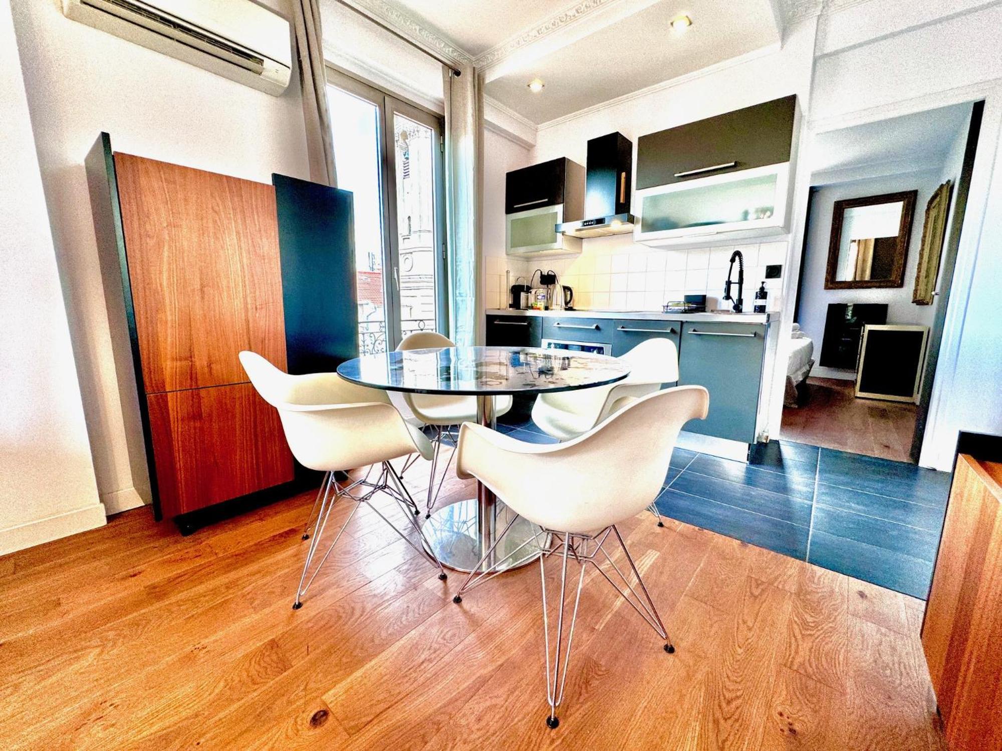 Riviera - Le Petit Balcon De L'opera - Old Town Promenade Des Apartment *