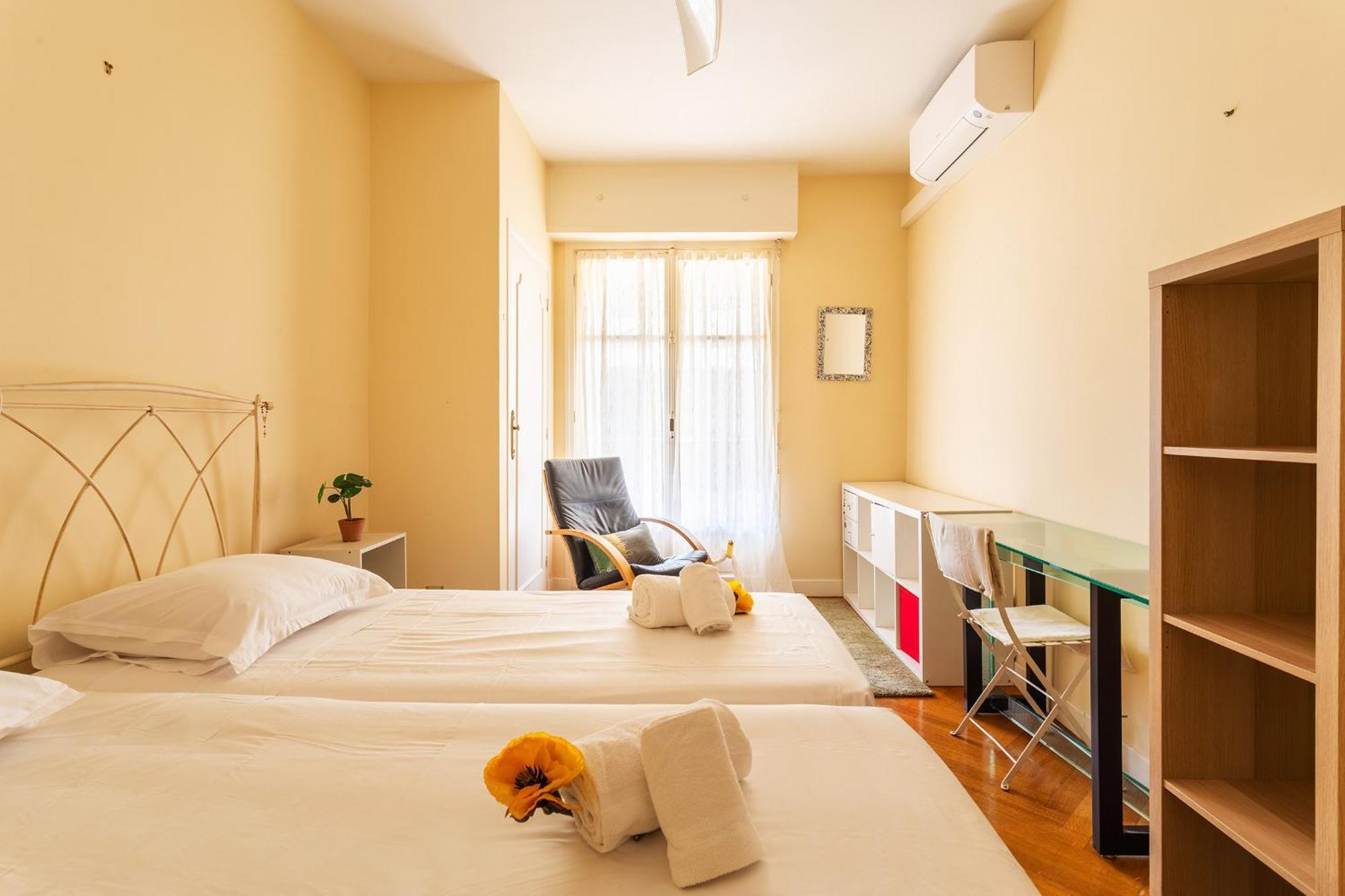 Le Capitol 2 Ap 4421 By Riviera Homes Apartment