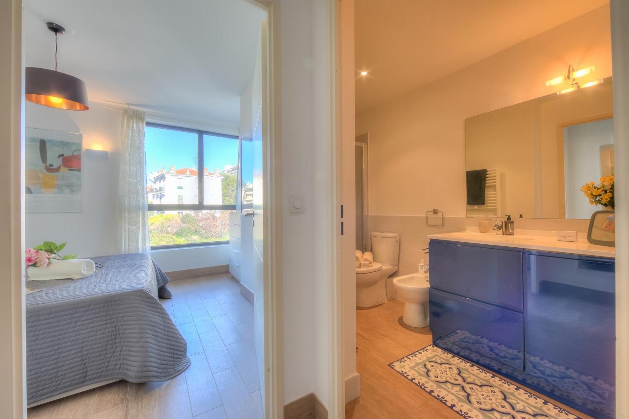 Liberation - Happy Apartment Nice
