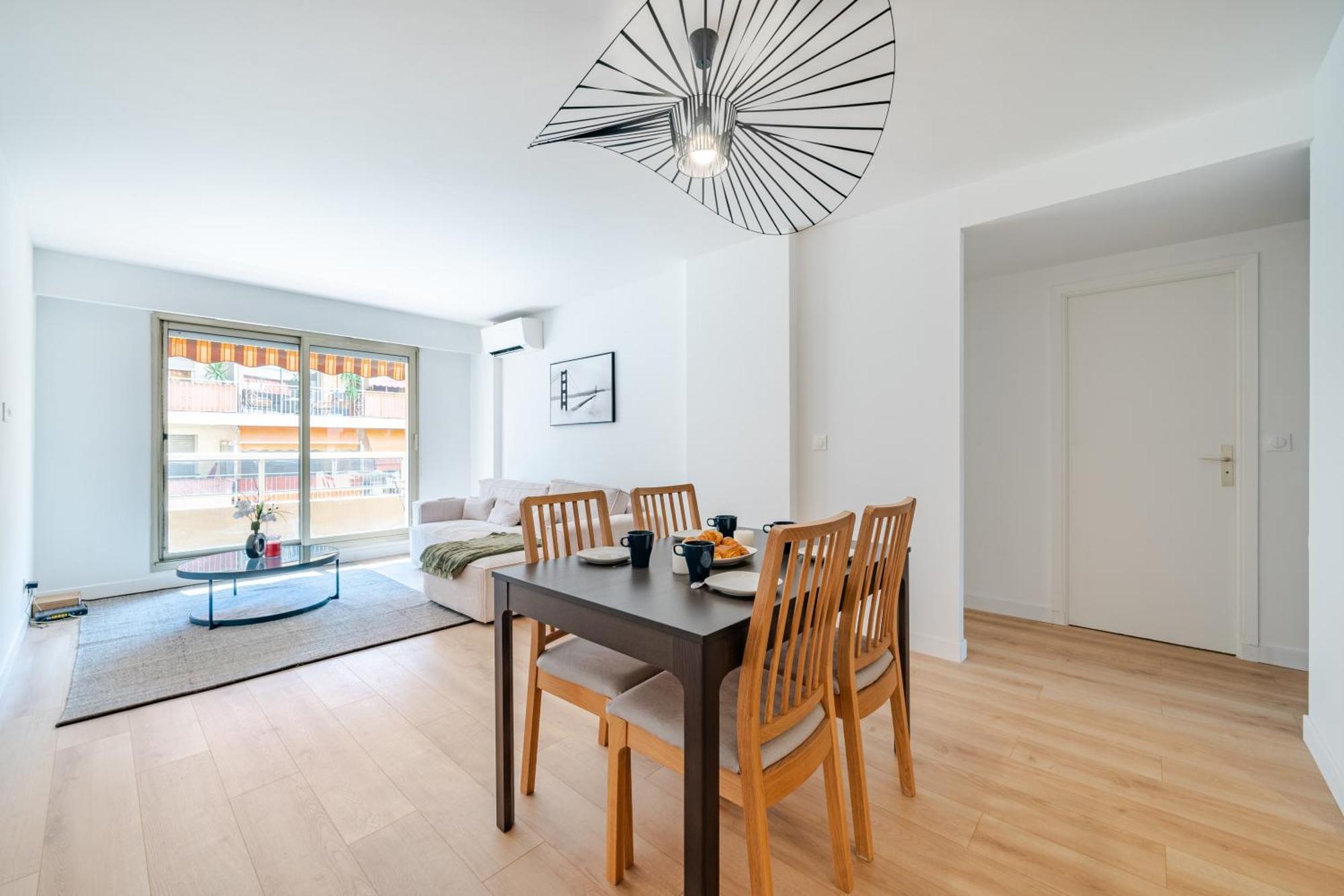 Apartment Near Old Town And Fully Renovated