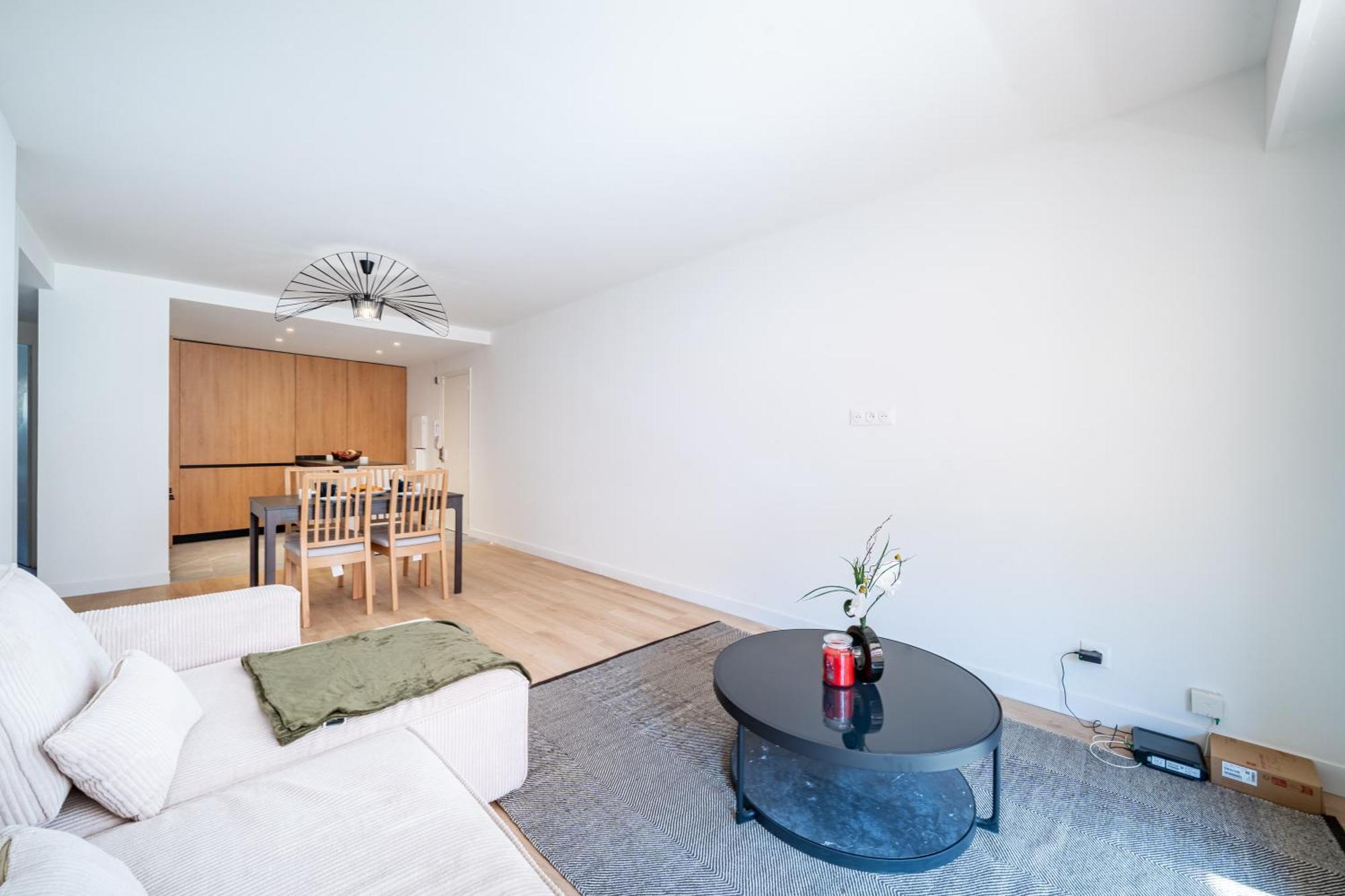 Apartment Near Old Town And Fully Renovated