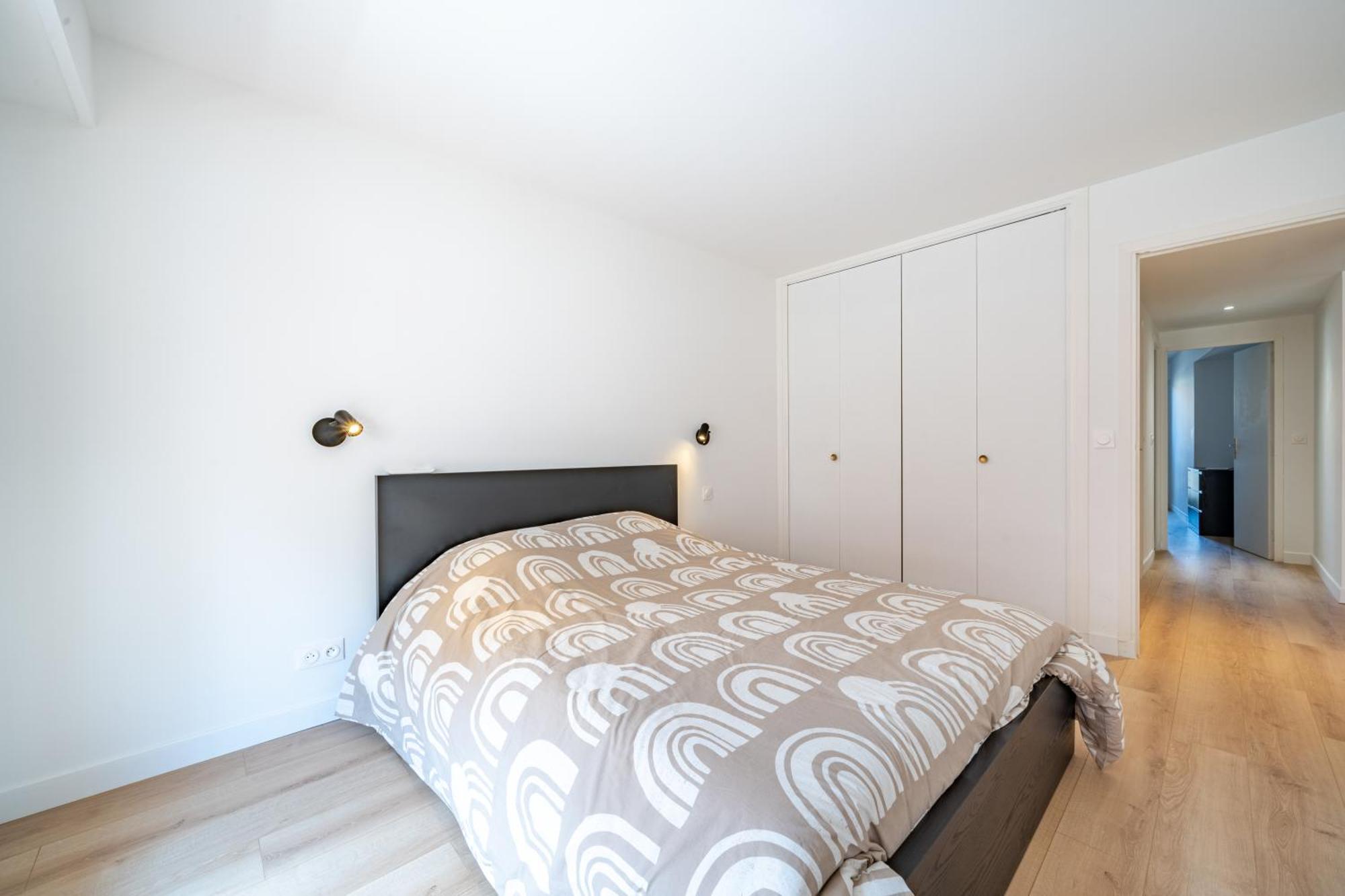 Apartment Near Old Town And Fully Renovated *