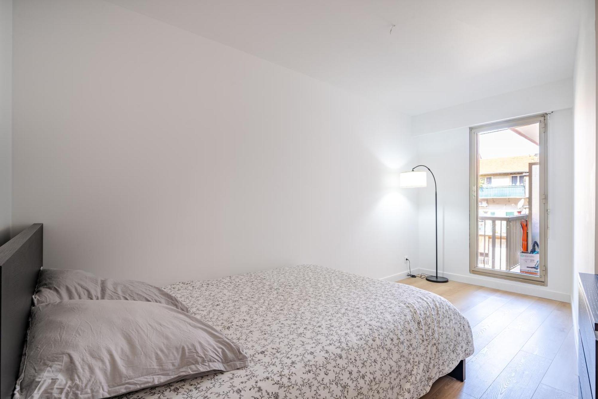 Near Old Town And Fully Renovated Apartment Nice