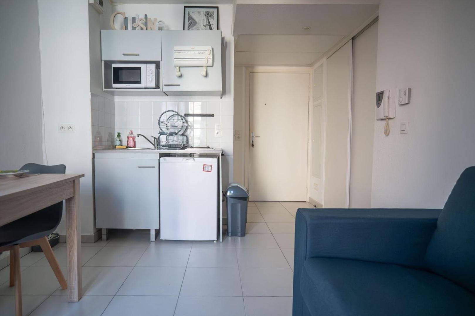 Guestready - Sejour Ideal A Saint-roch Pour 2 Apartment *