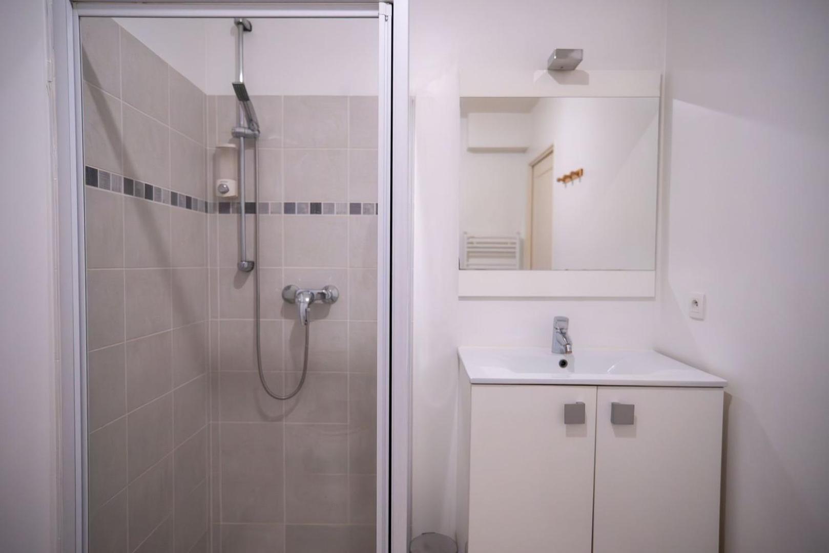 Apartment Guestready - Sejour Ideal A Saint-roch Pour 2 *