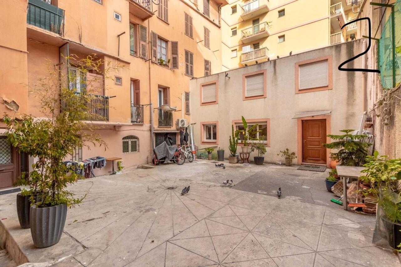 Lovely Townhouse In A Lively Area Close To The Old Nice
