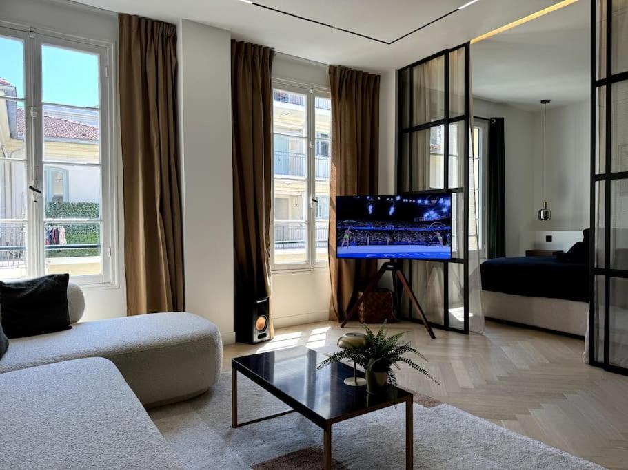 Apartment Modern Massena Place *