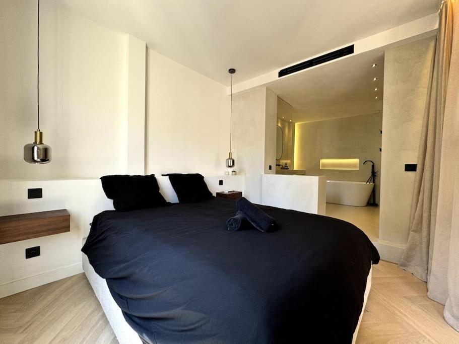 Modern Massena Place *