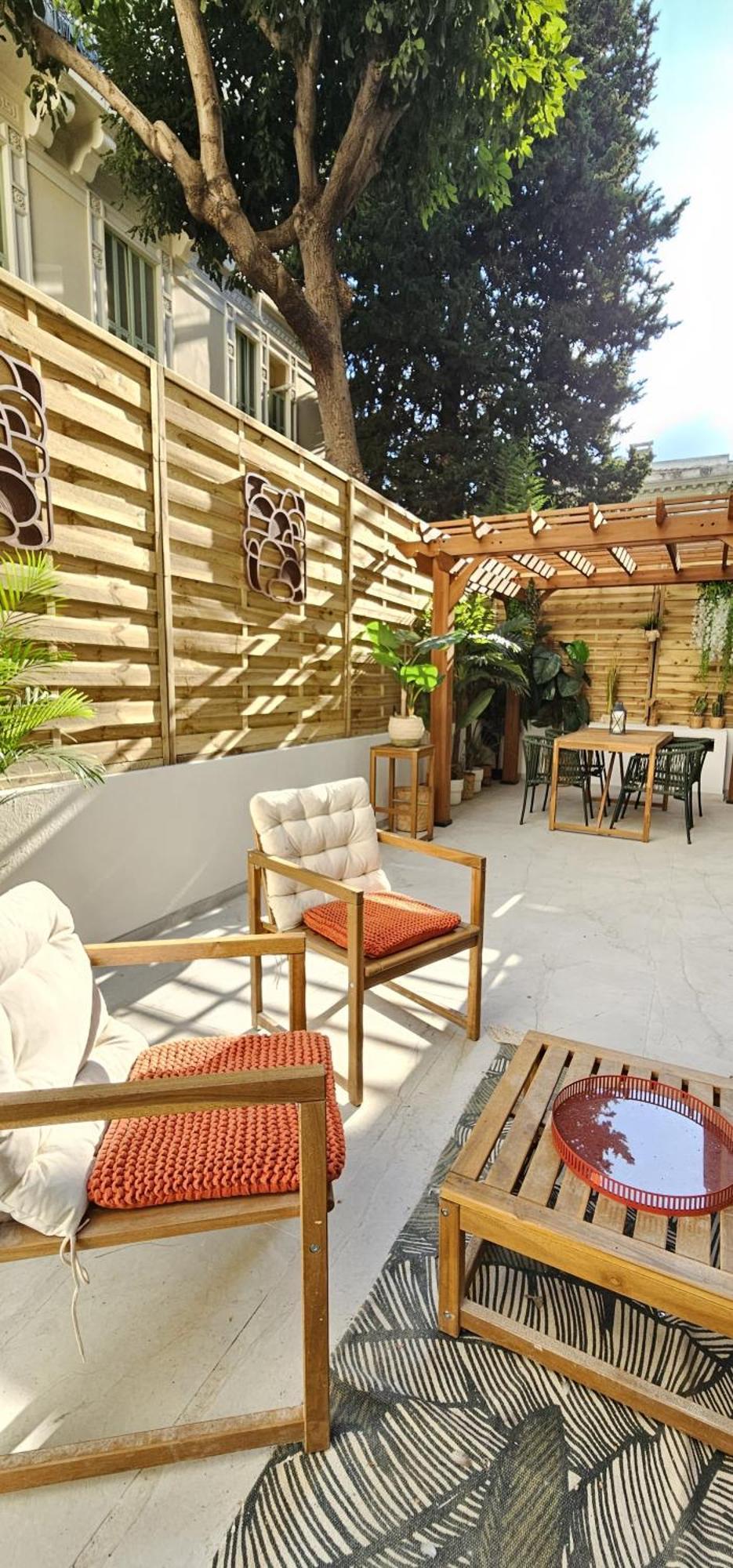 Chill Terrasse Center Apartment *