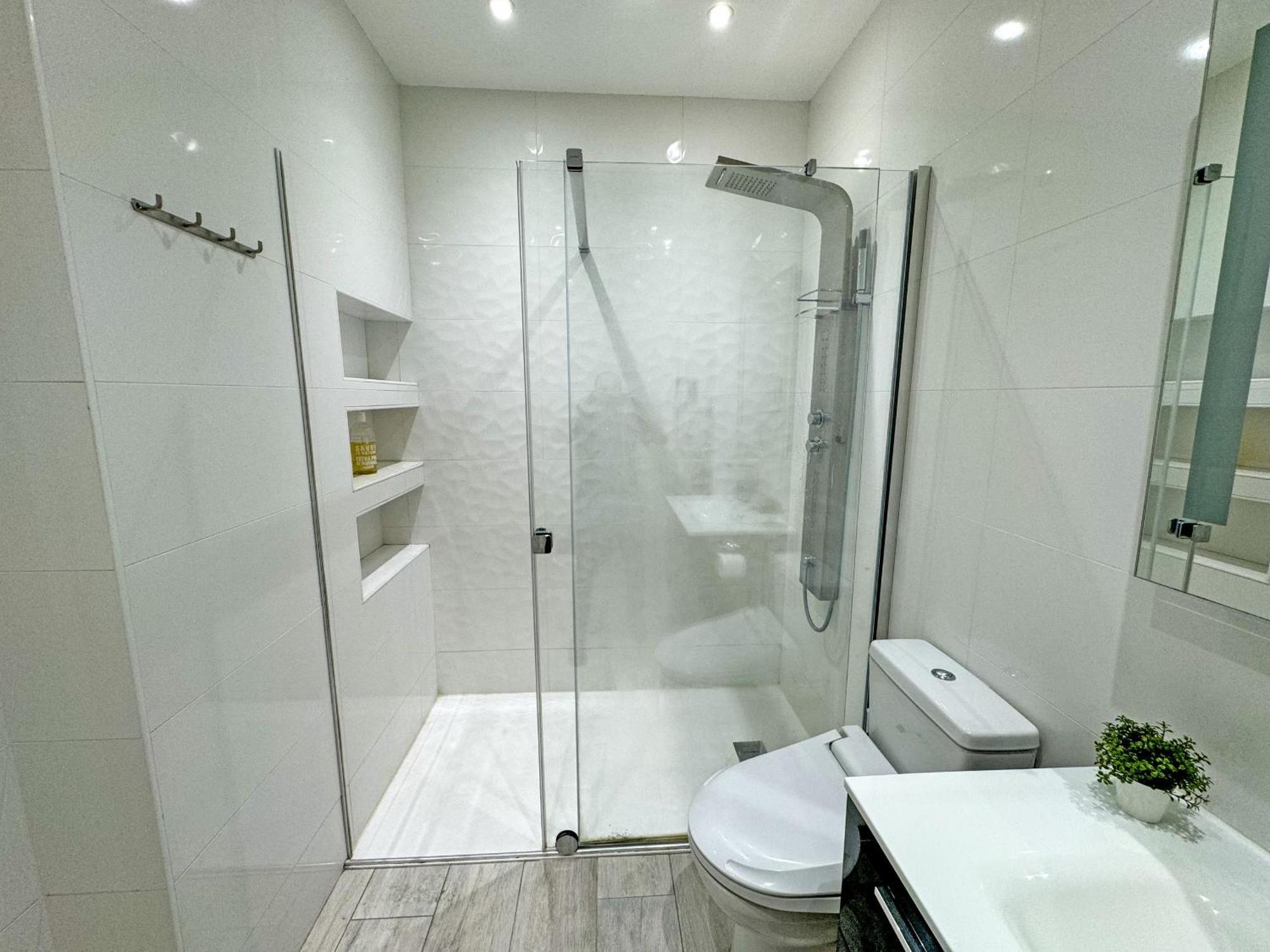 Apartment Gorgeous Oceanfront Promenade