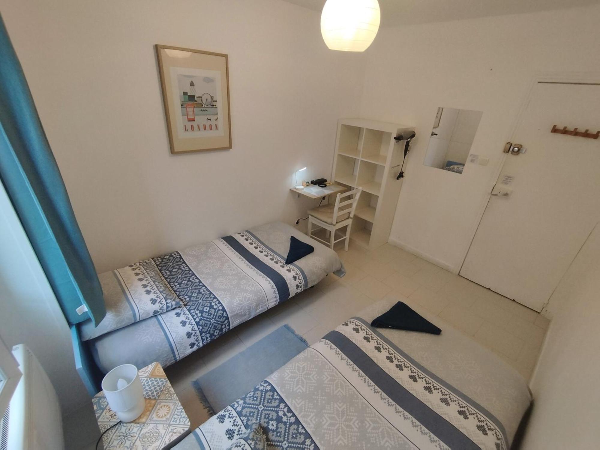 Private In Shared In The Center Of Nice