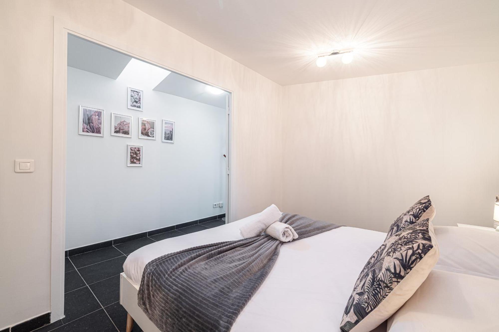 Large & Quiet 1 Bdr At Port * Nice