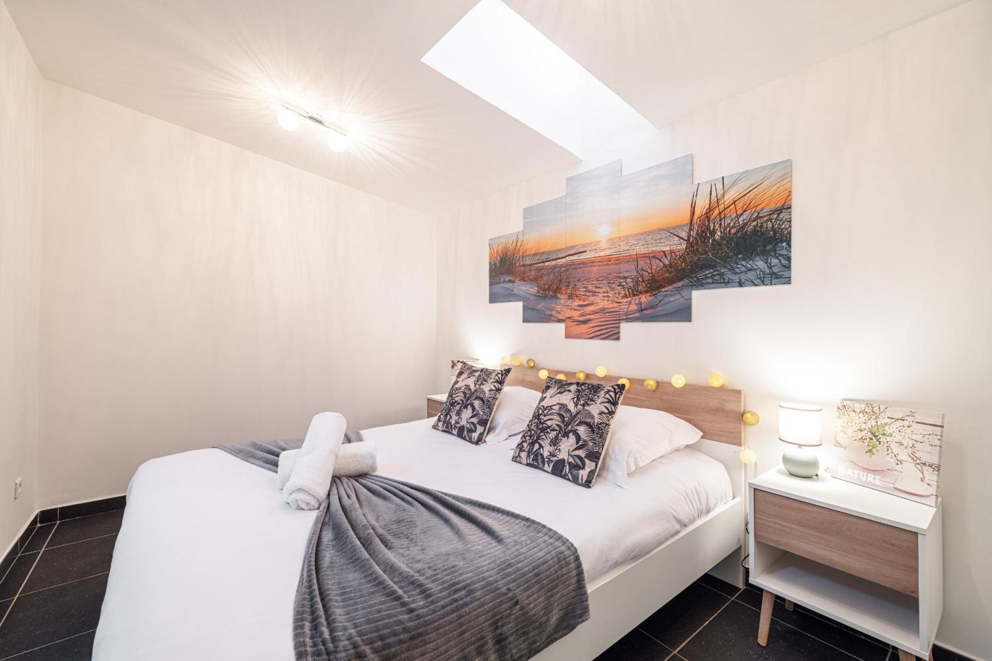 Large & Quiet 1 Bdr At Port Apartment *