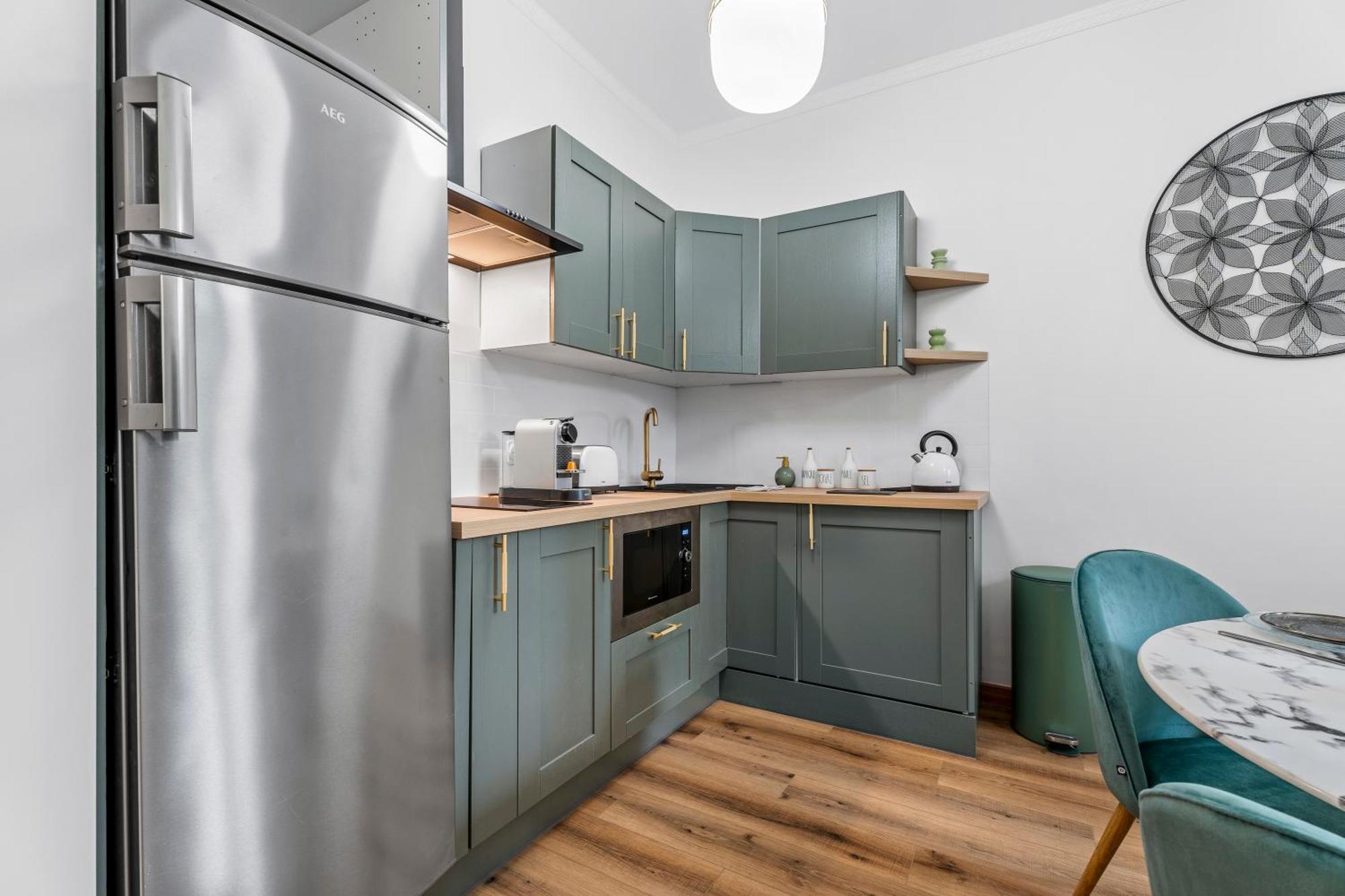 Renting - Verdi - Charm & Comfort & Aircon * Nice