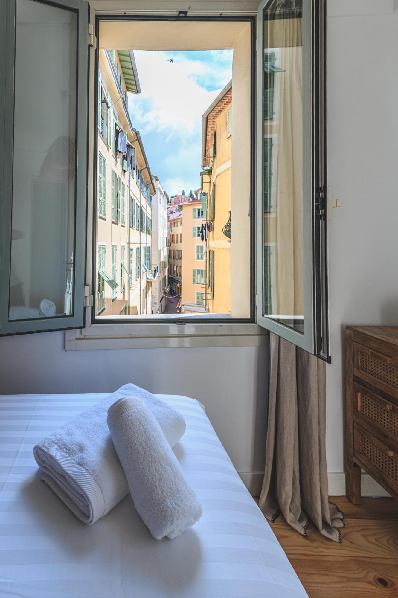 Apartment Boheme-chic Au Coeur Du Vieux #lovely Nice
