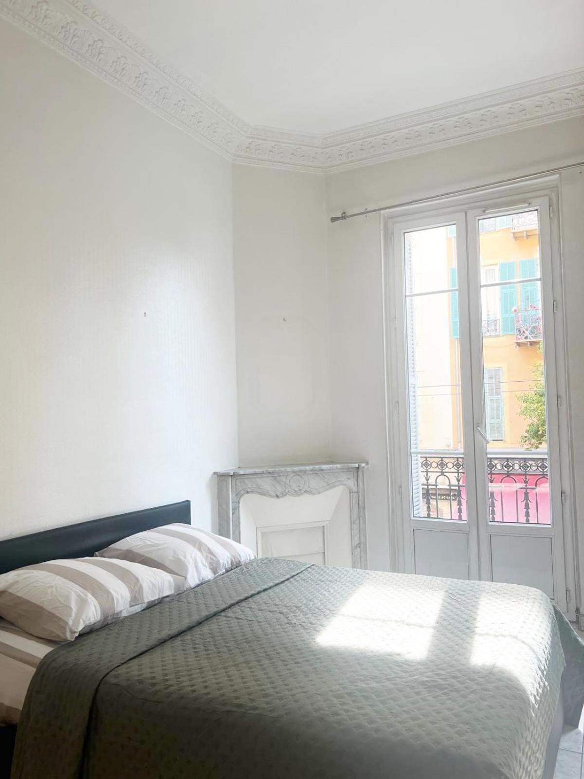 Spacieux Climatise Centre Apartment