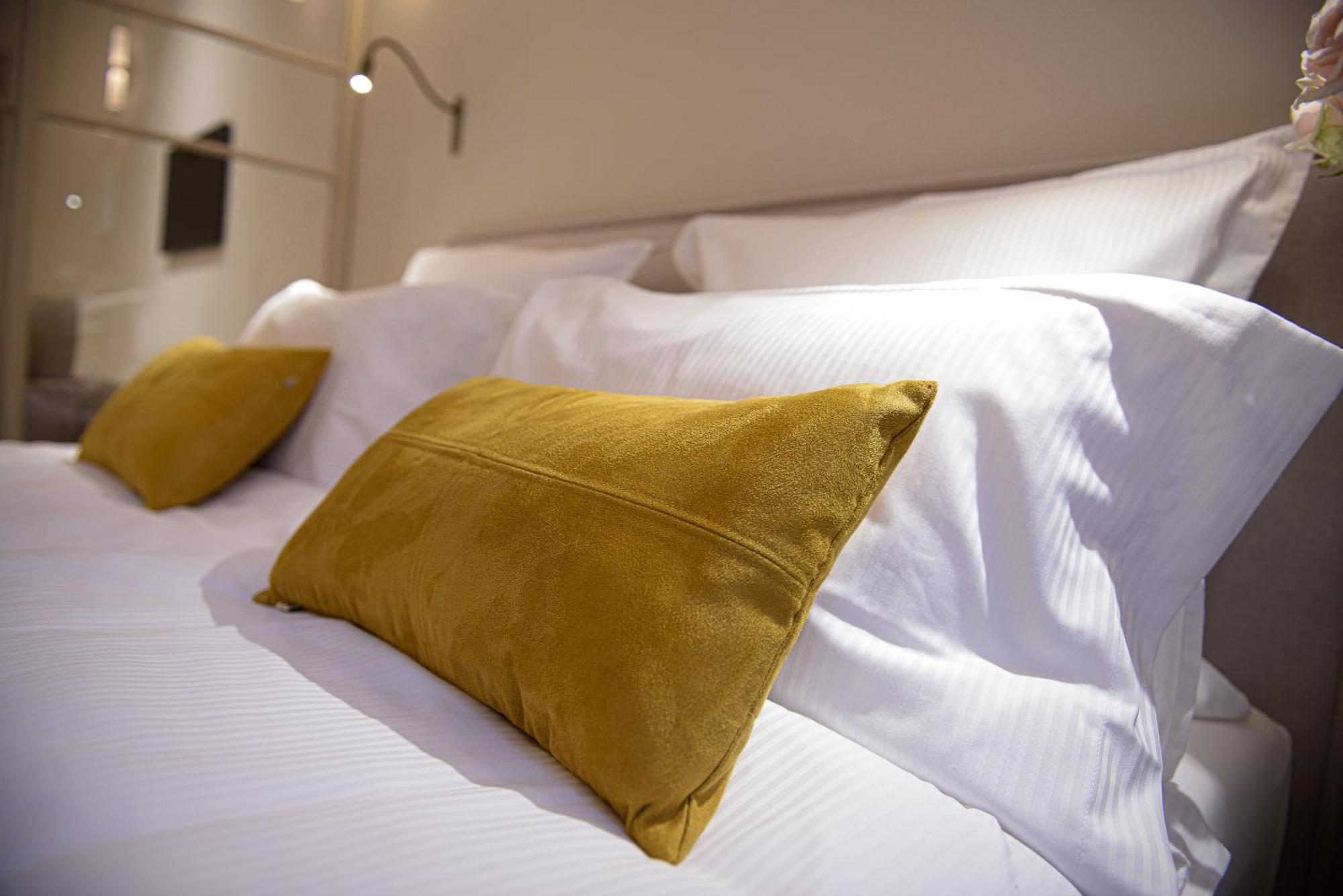 9 Alberti Centre Aparthotel