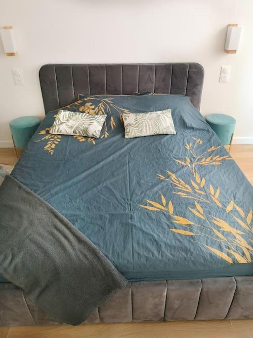 Apartment Chez L'hadriana, 2x Ac Clim Wi-fi,newly Renovated *
