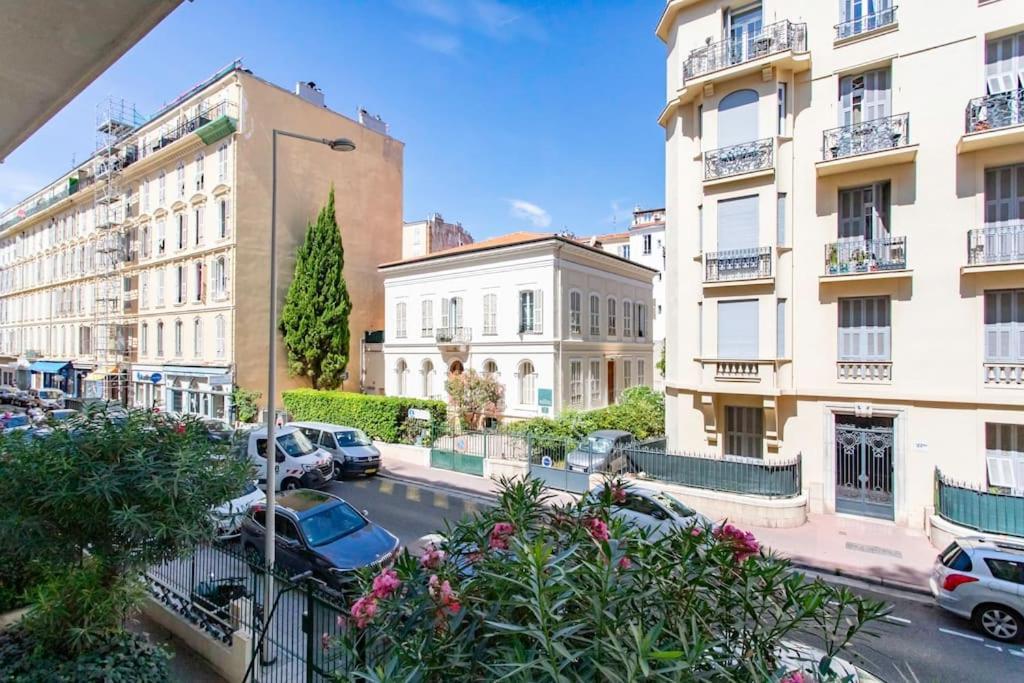 Cosy And Hyper Jean Medecin Apartment