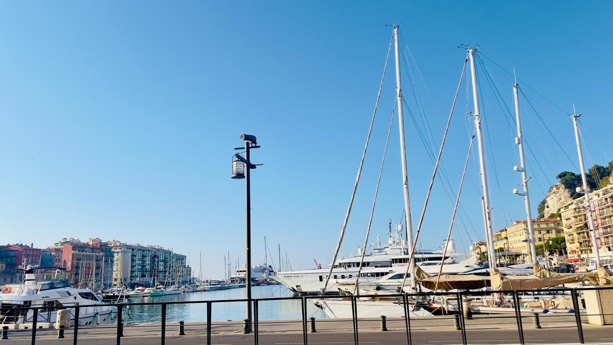 Shared Duplex Nice-port Homestay Nice