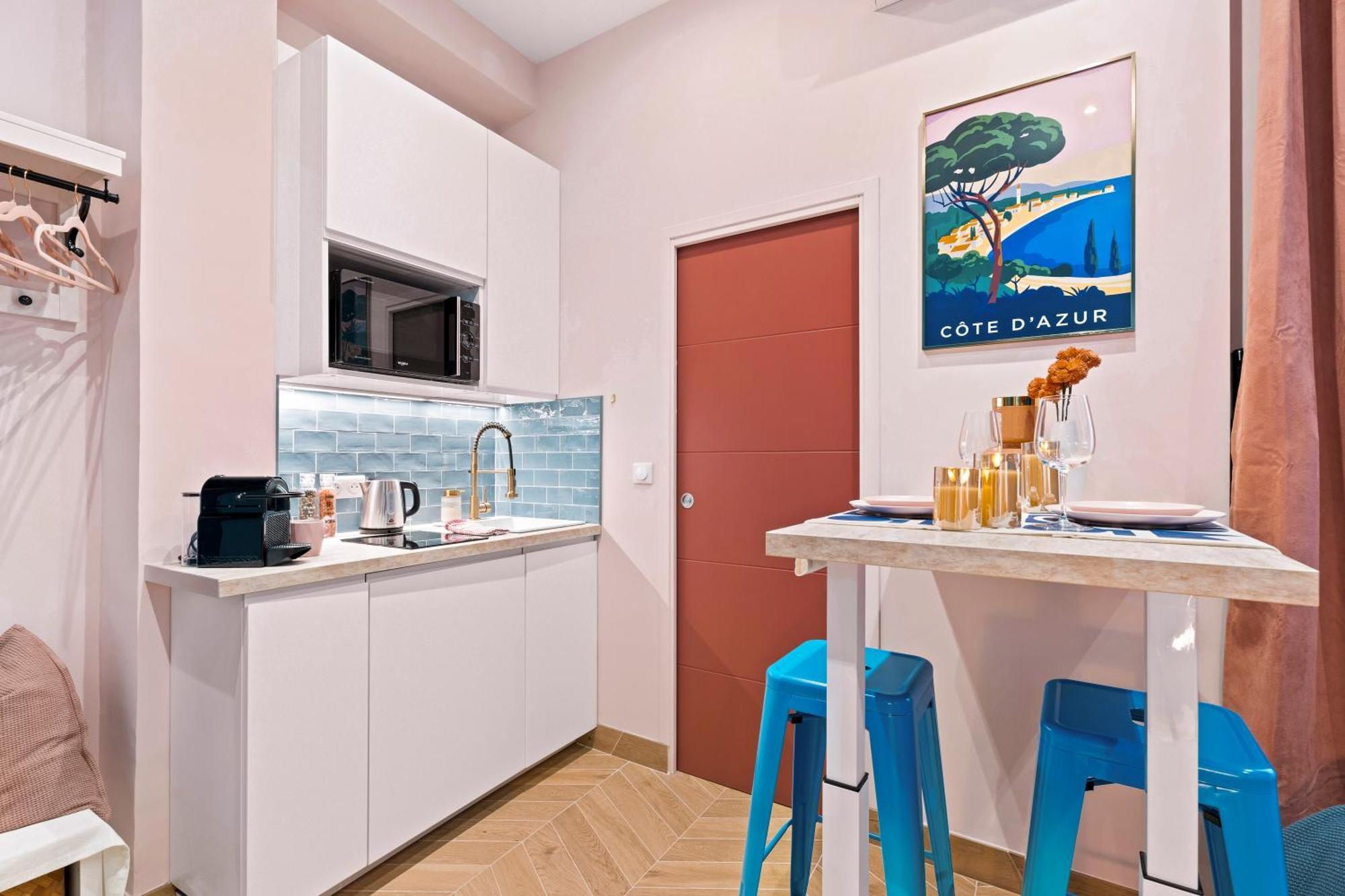 Renting - Spitalieri - Chic & Cosy Art Deco Nest Etoile