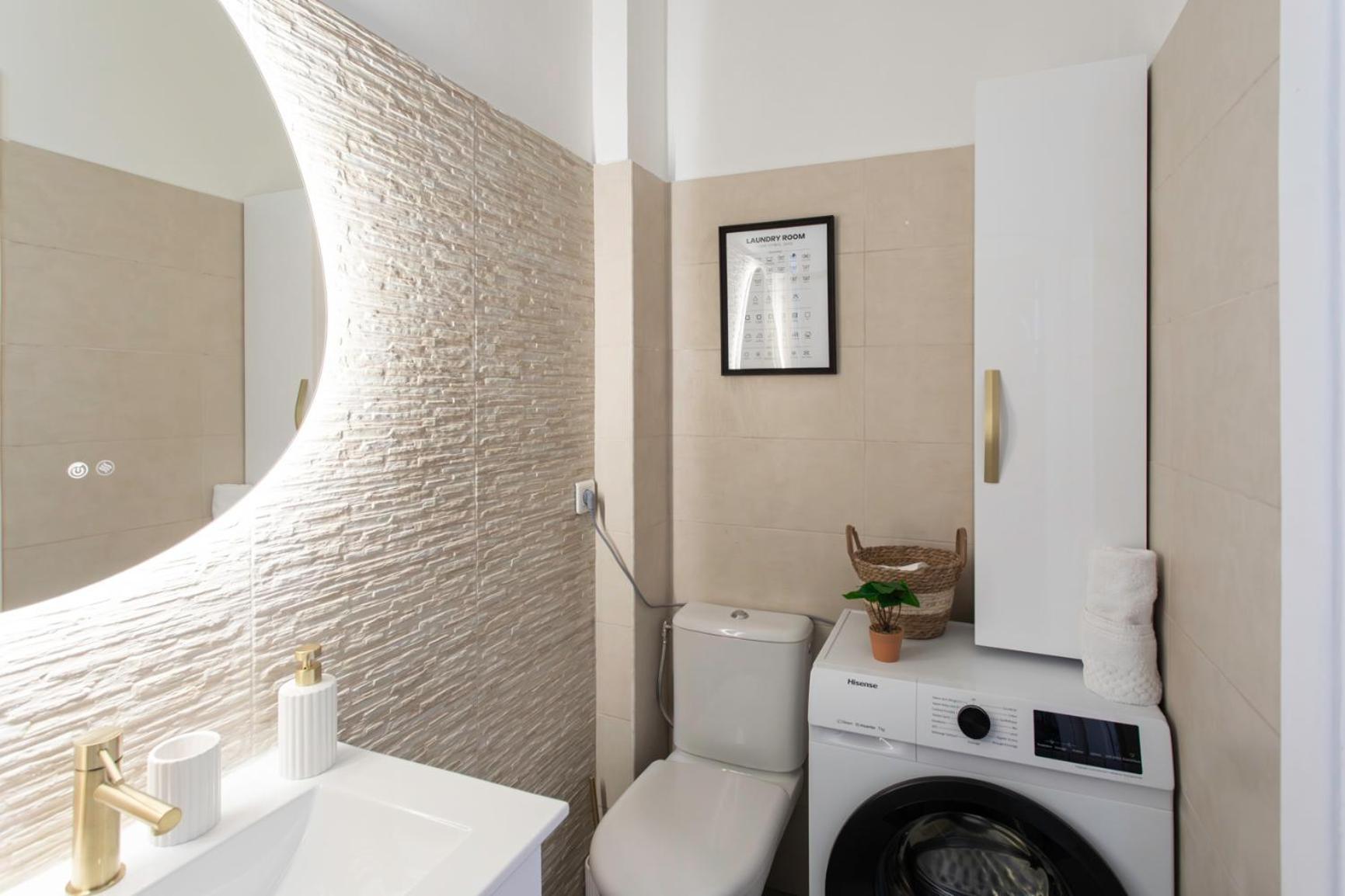 L54 1bdr Promenade Sea View Ac & Balcony