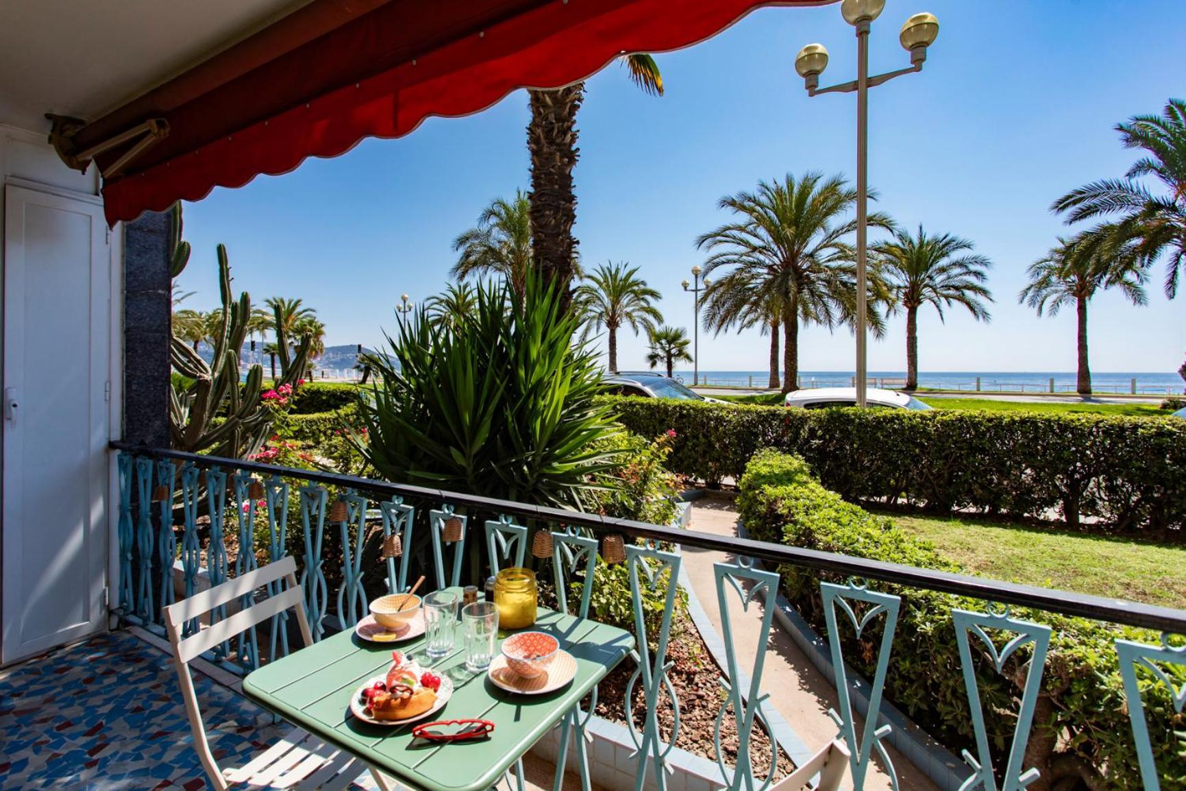 Apartment L54 1bdr Promenade Sea View Ac & Balcony *