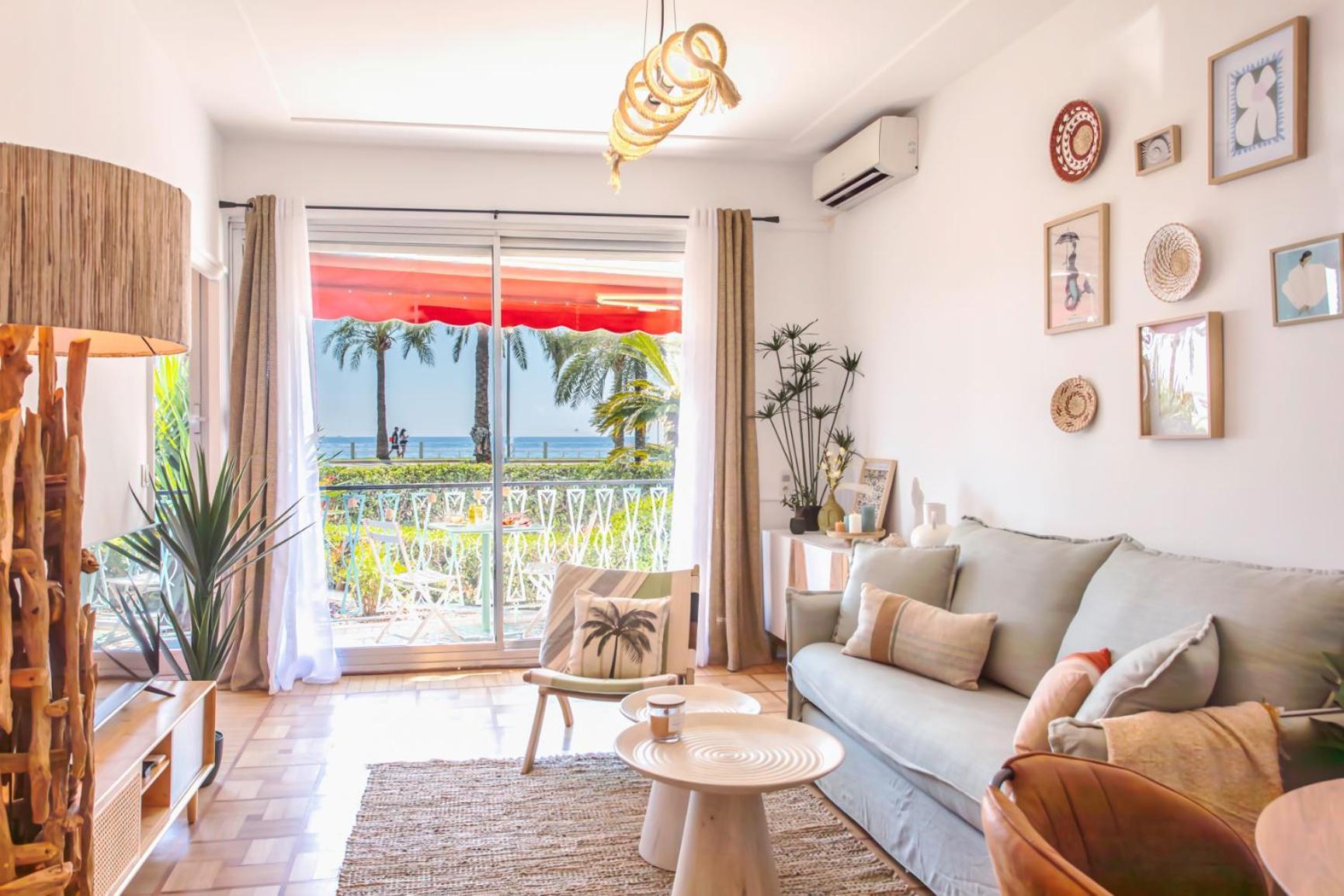 Apartment L54 1bdr Promenade Sea View Ac & Balcony *
