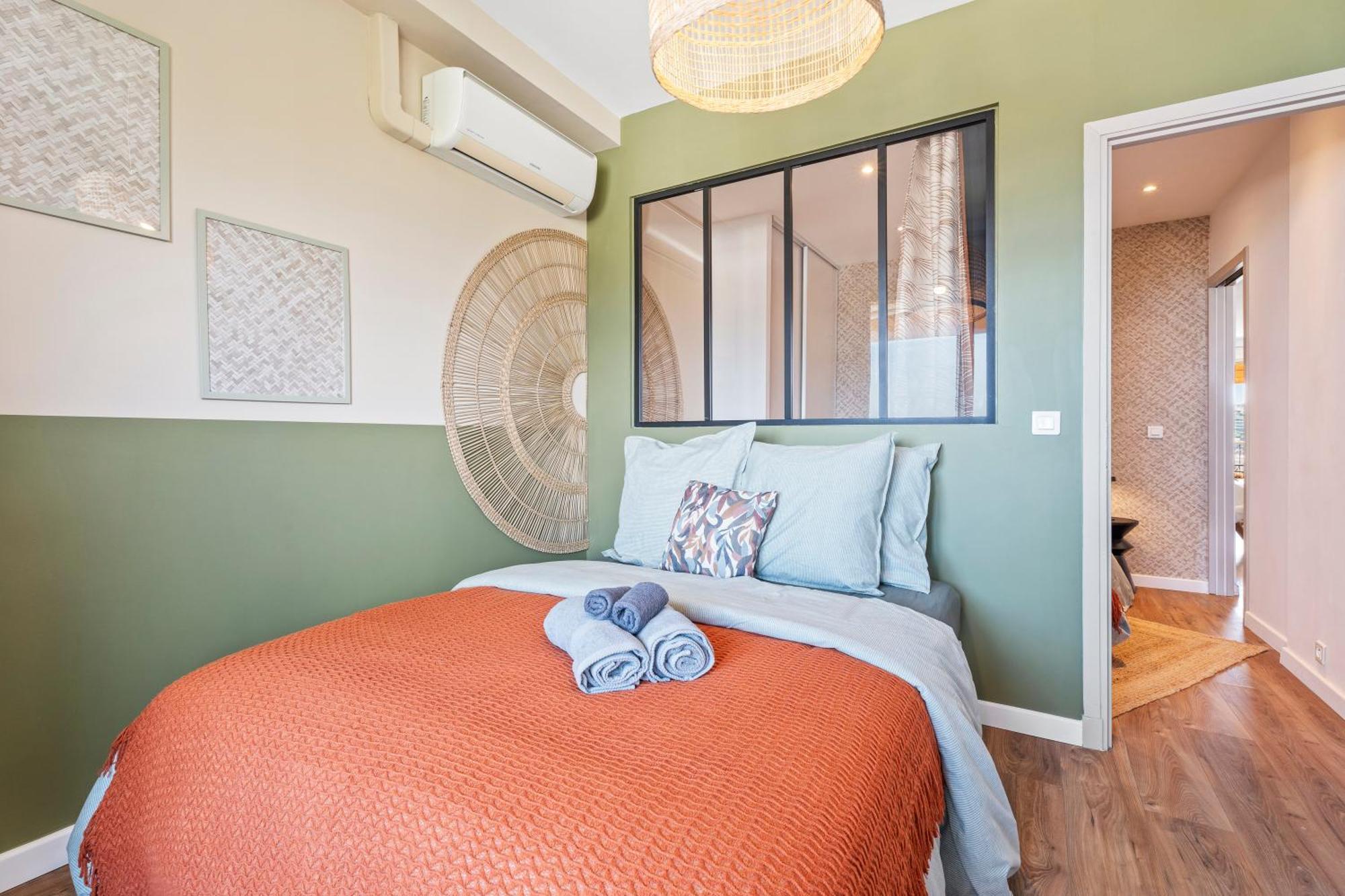 Renting - Abbaye - Luxury Penthouse Sea View Pool Tennis Parking