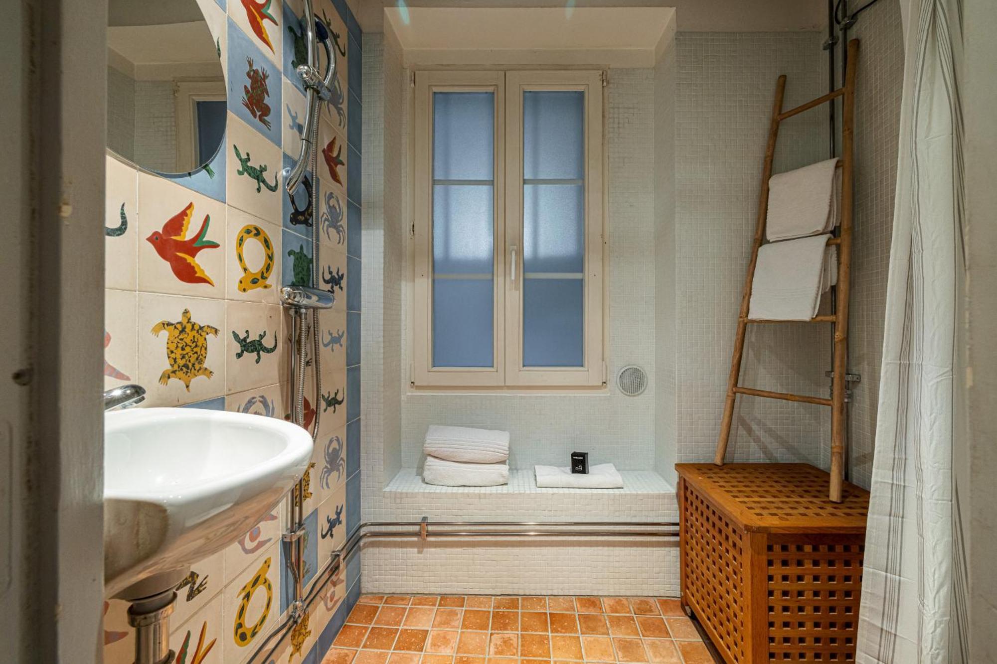 Apartment 2 Bdr With Independent - Old Town Nice