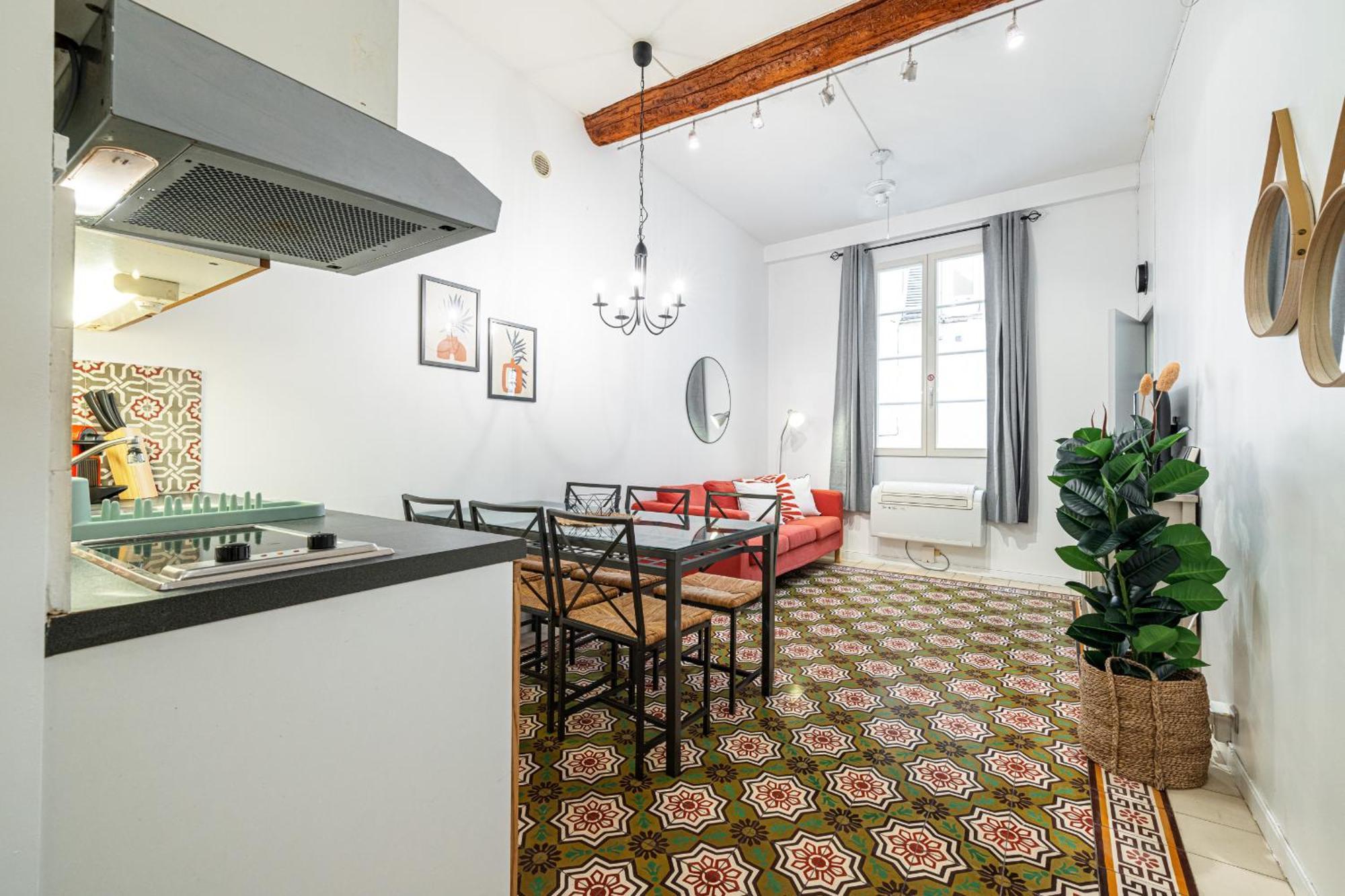 2 Bdr With Independent - Old Town Apartment Nice
