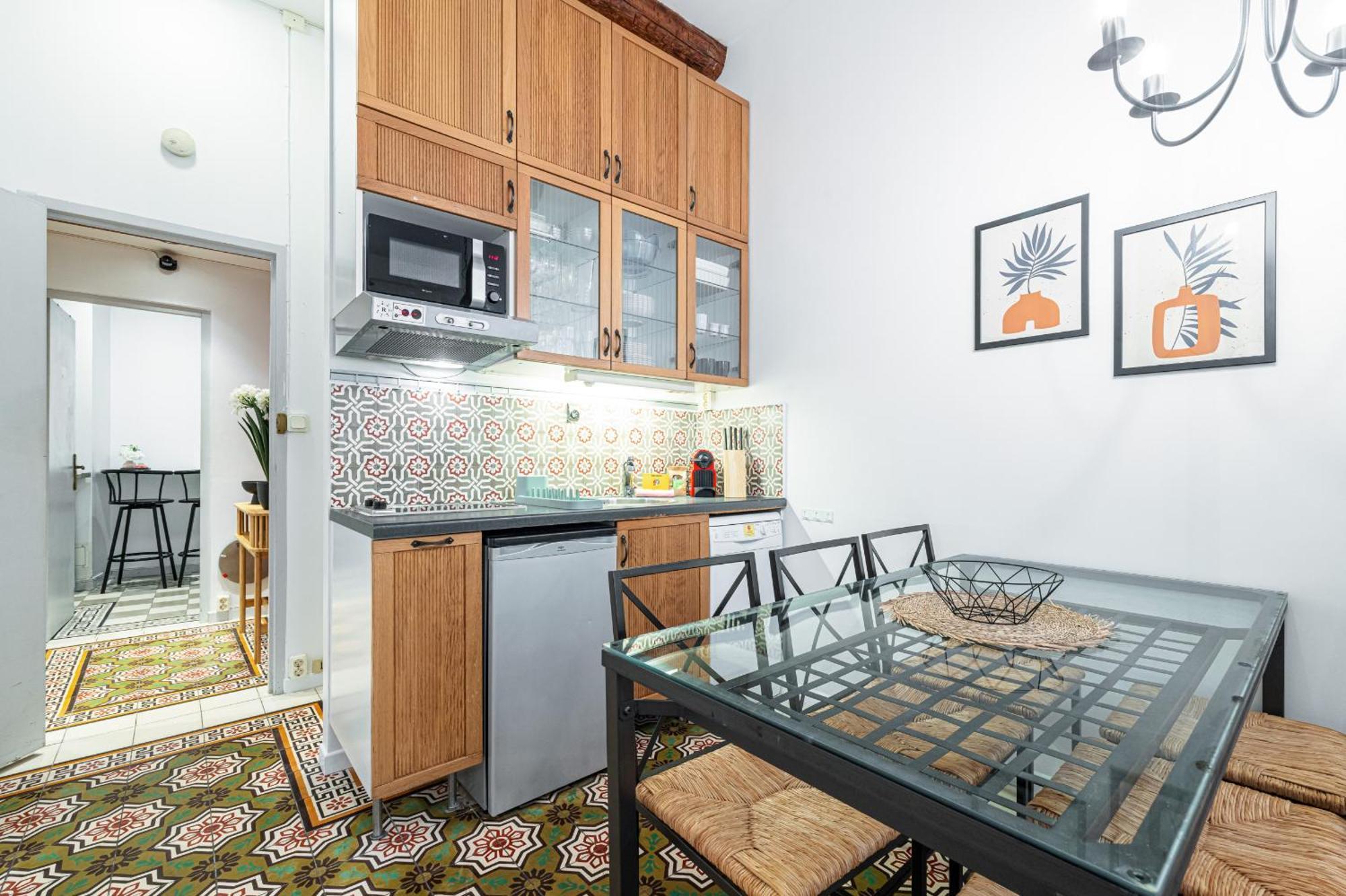 2 Bdr With Independent - Old Town Apartment