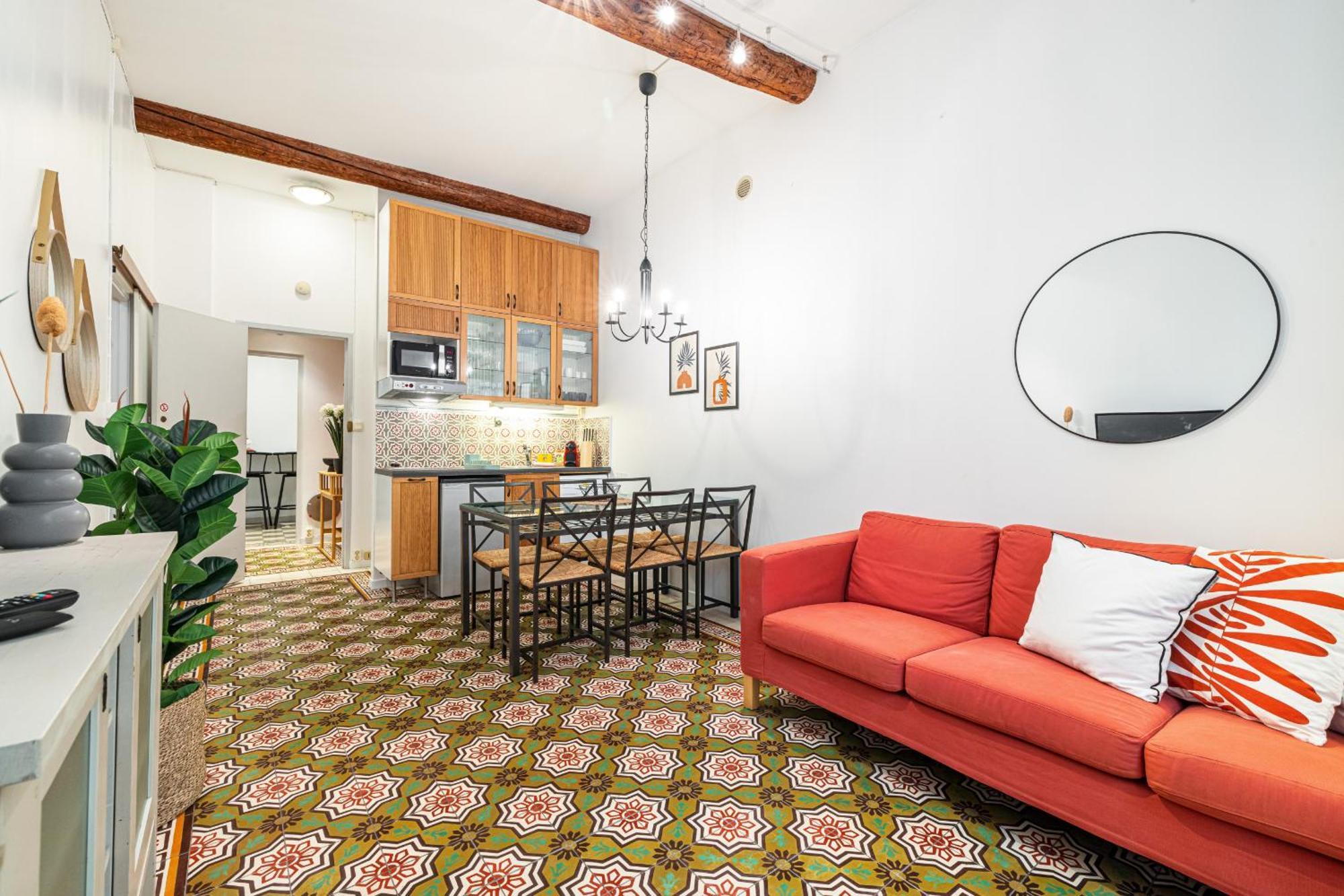 2 Bdr With Independent - Old Town Apartment