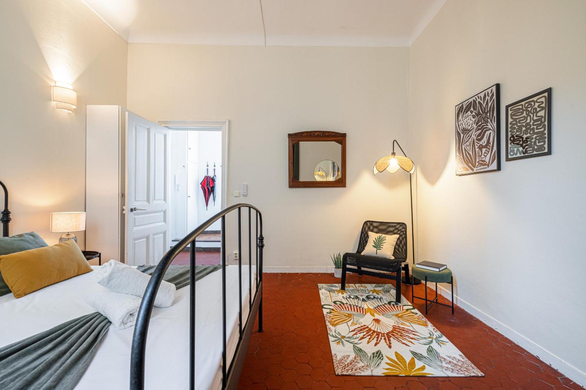 2 Bdr Panoramic View On Gardens * Nice