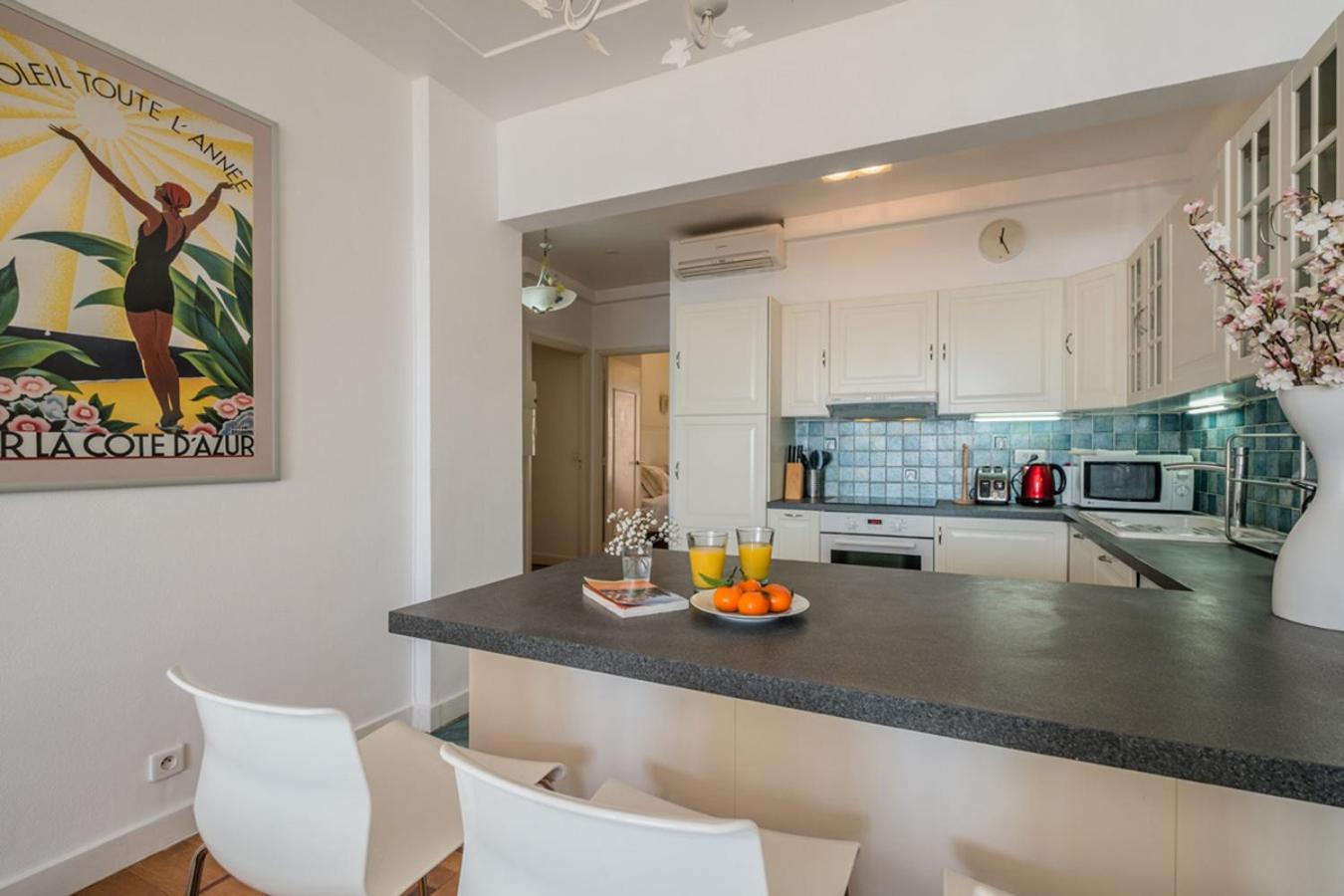 Luxury On Promenade Des In