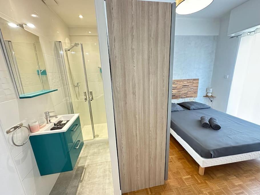 Avec 4 Doubles - Proche De La Mer, Des Transports Et De La Promenade Des Apartment *