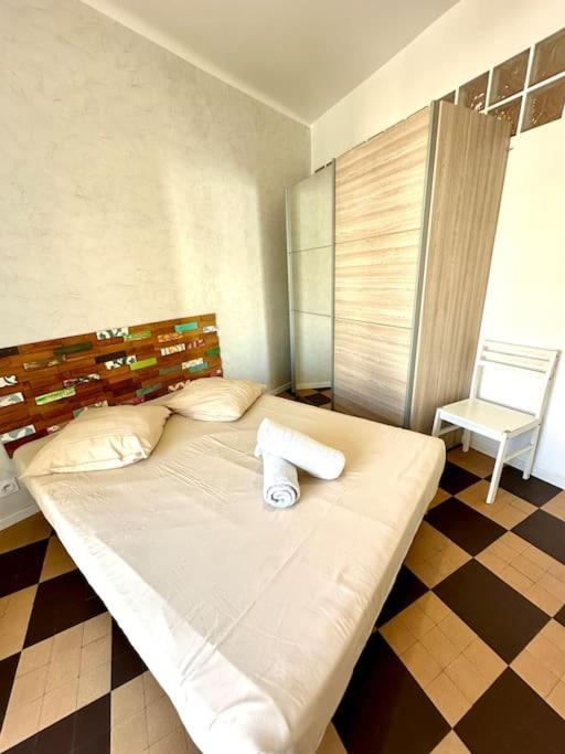 Avec 4 Doubles - Proche De La Mer, Des Transports Et De La Promenade Des Apartment