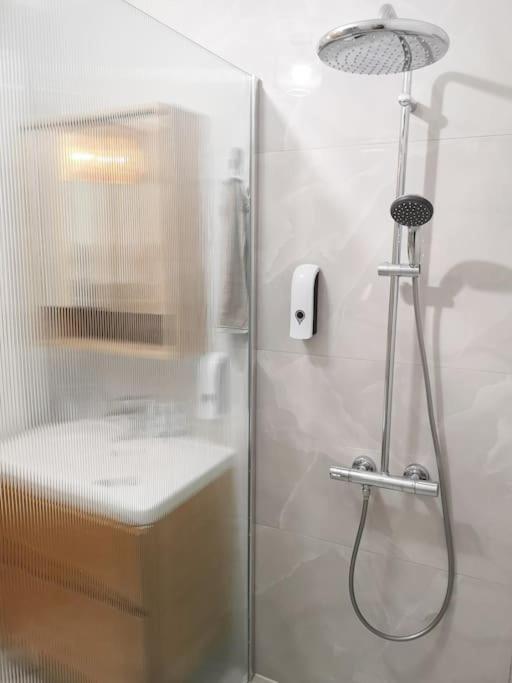 Chez L'hadriana, 2x Ac Clim Wi-fi,newly Renovated Apartment *