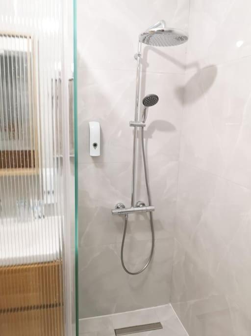 Chez L'hadriana, 2x Ac Clim Wi-fi,newly Renovated Apartment Nice