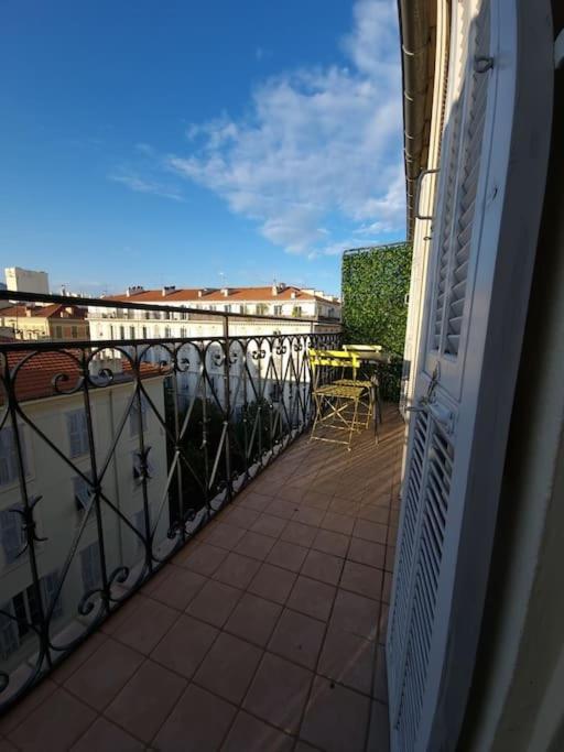 Appt 2 Pieces 43 Avenue Jean Medecin * Nice
