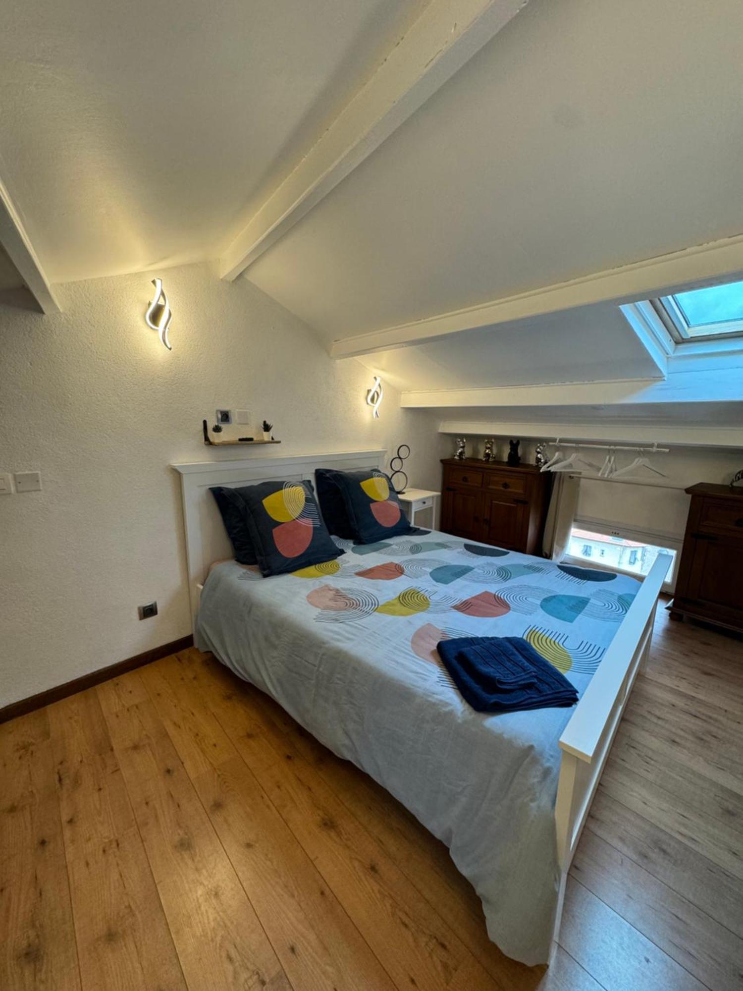 Duplex Proche Port De *