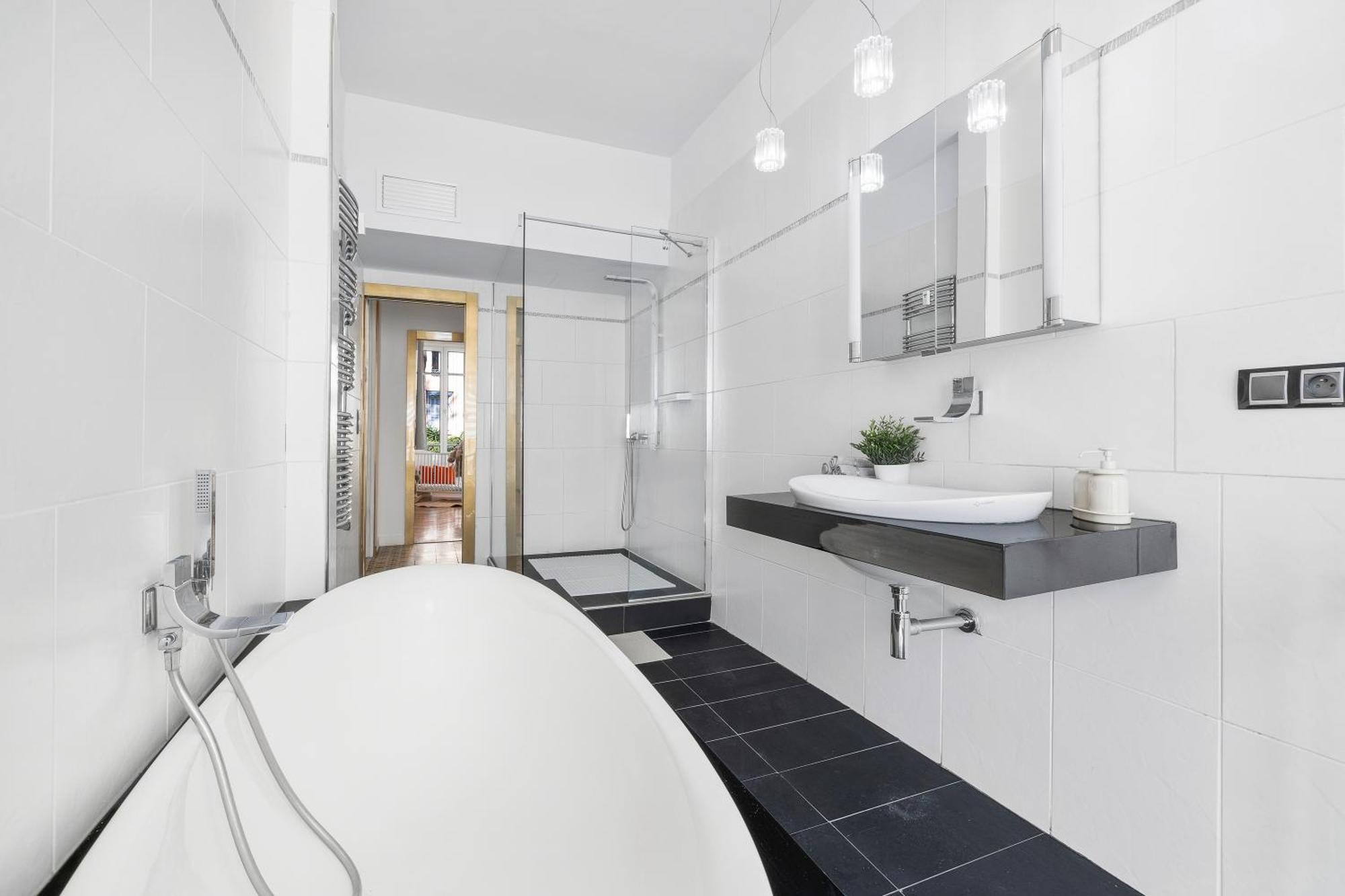 Apartment Renting - Joffre - Luxurious Haussmannian 180m2 4 Bedrooms Nice