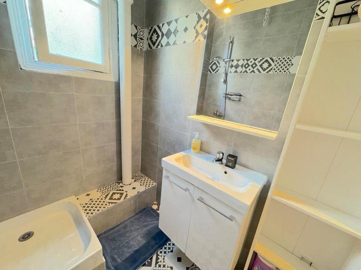 600m Port, Tramway, Clim, Wifi Apartment Nice
